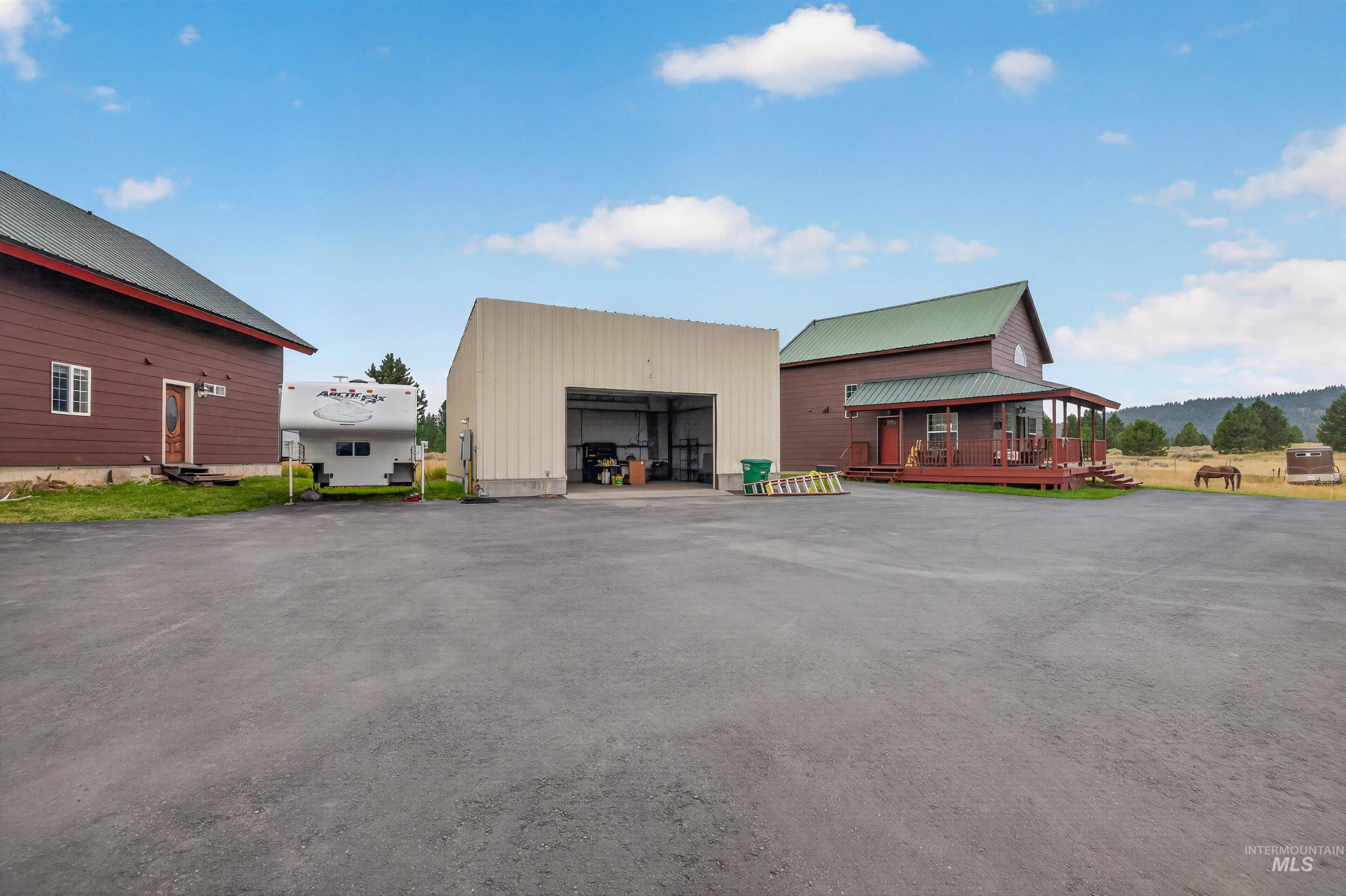 98999480 Property Photo 36
