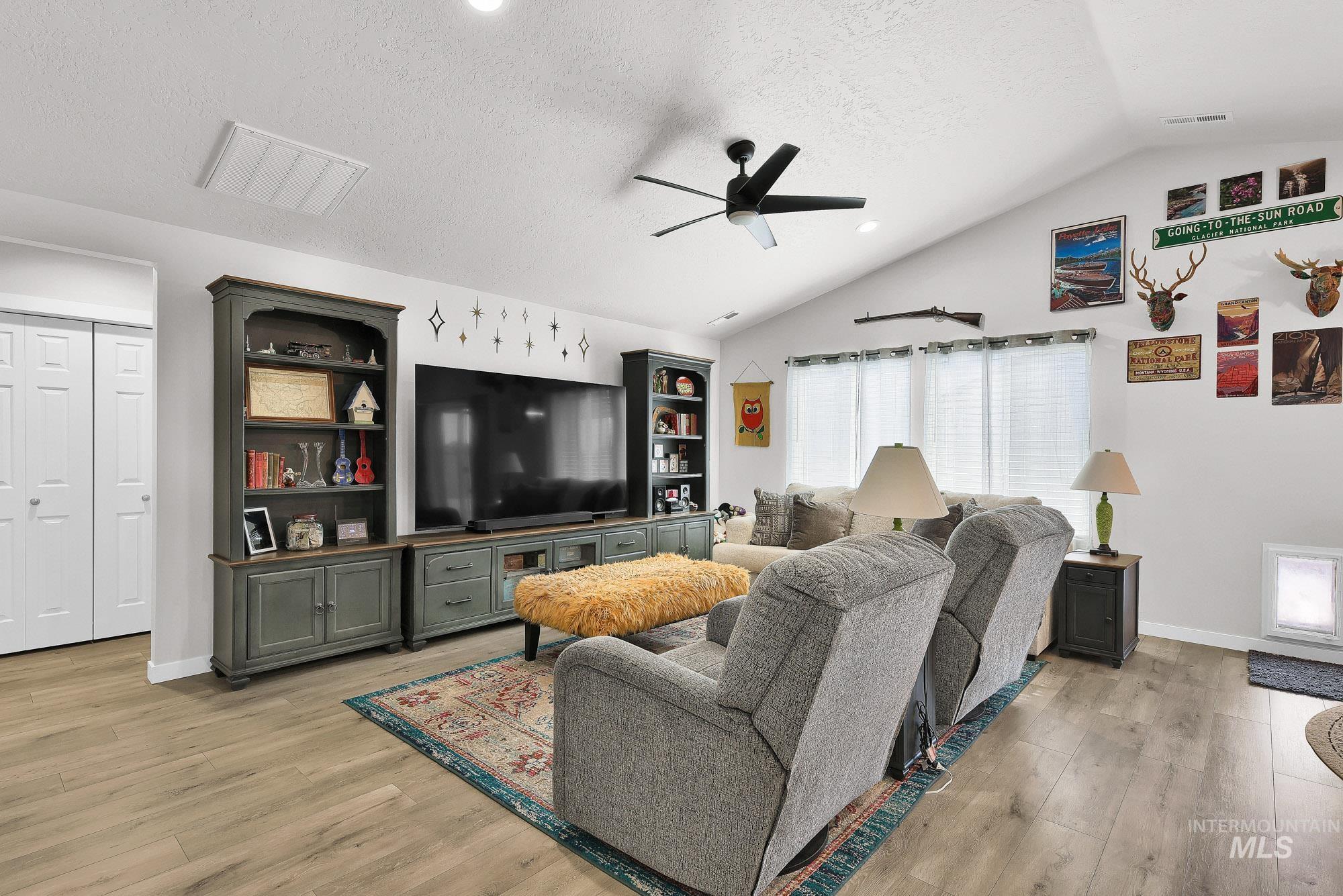 8616 S Tyrion Way Property Photo 5
