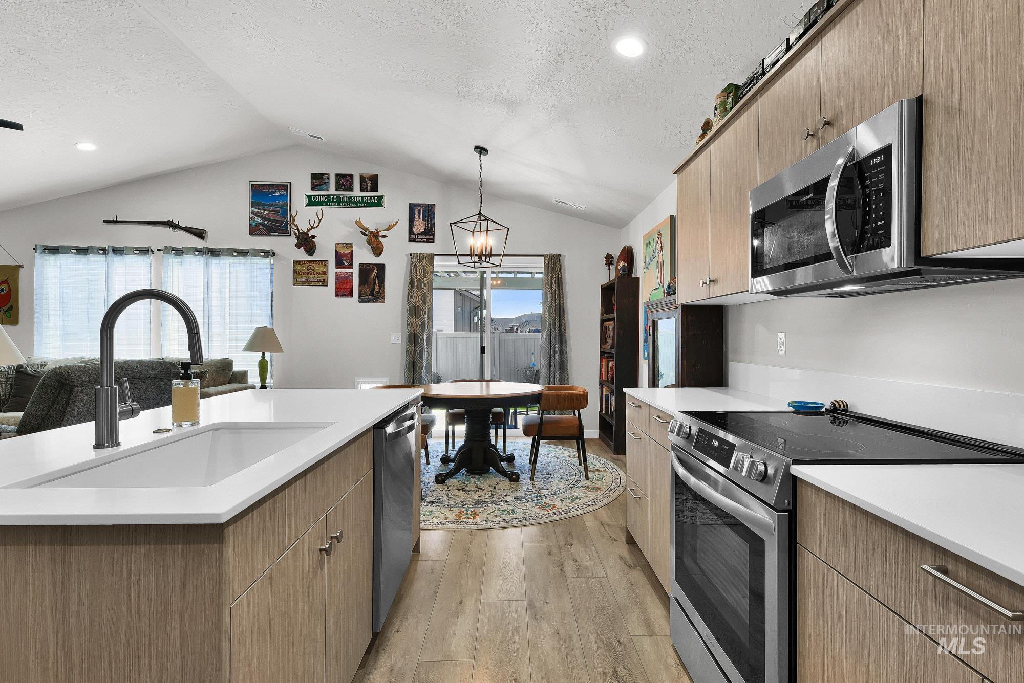 8616 S Tyrion Way Property Photo 13