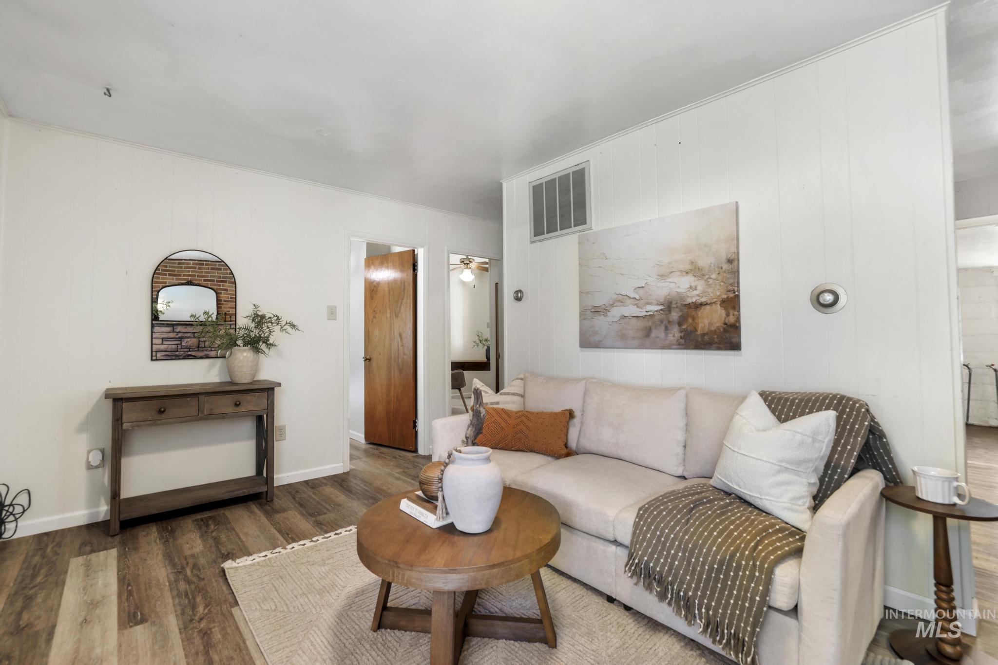 929 Nevada Street Property Photo 3
