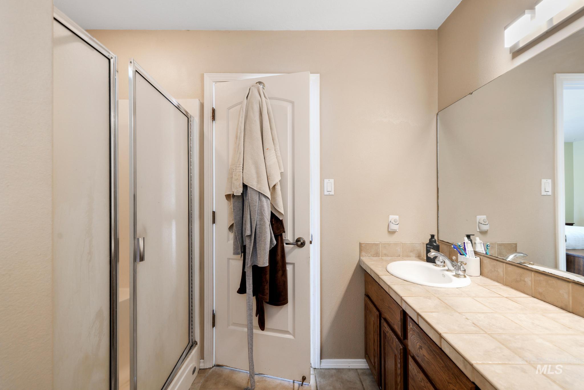 3962 N 2405 E Property Photo 27