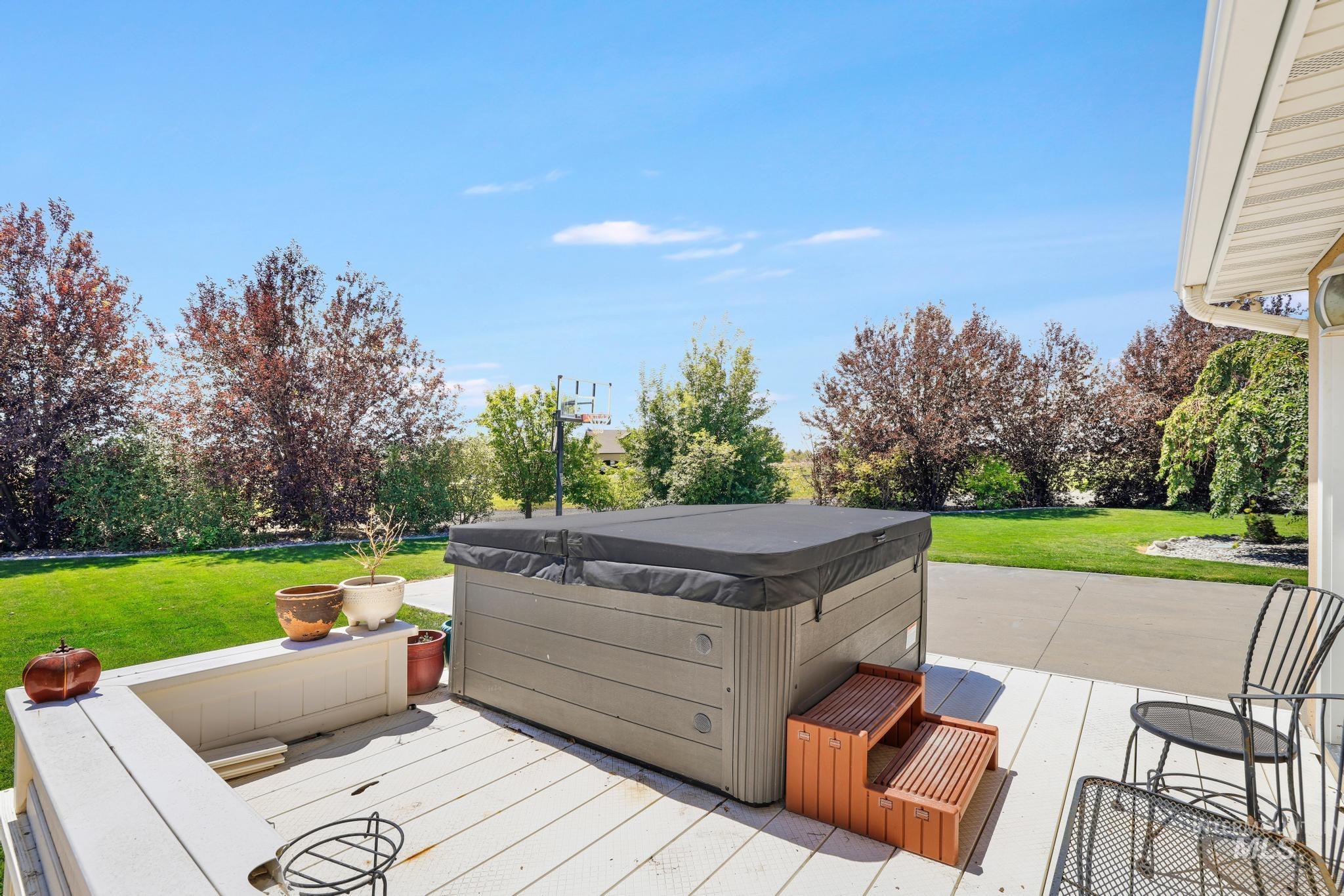 3962 N 2405 E Property Photo 43