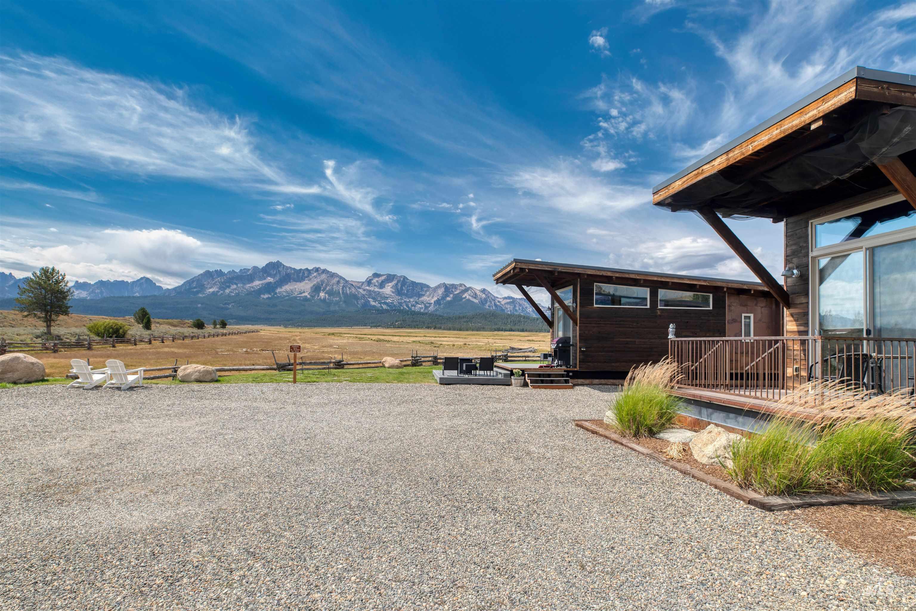 955 Eva Falls Ave Property Photo 2