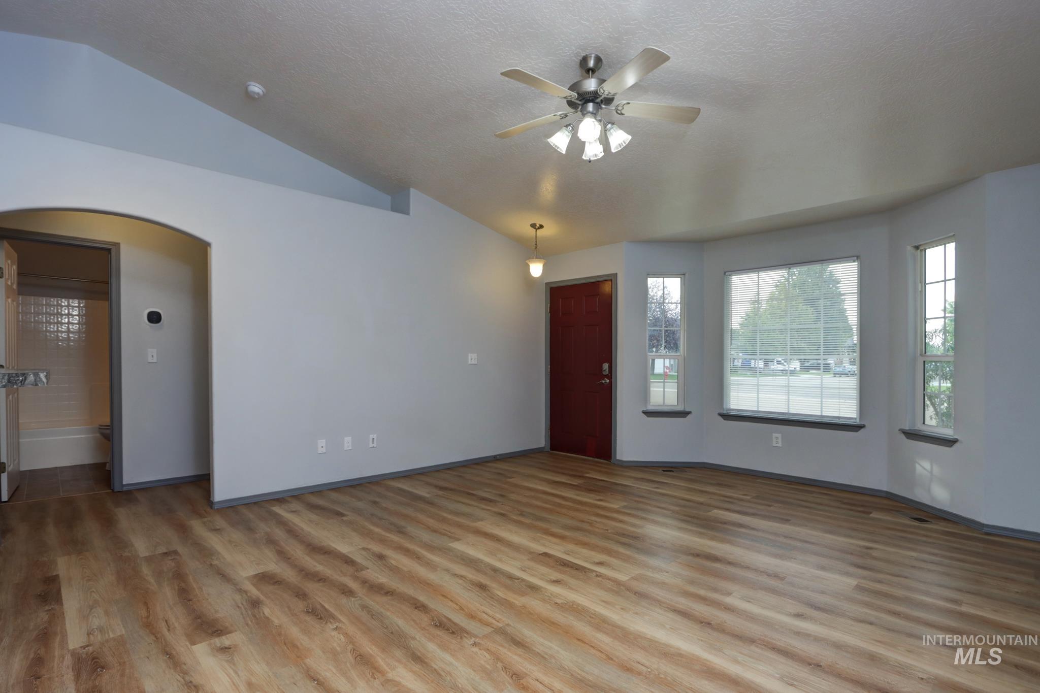 1434 Peregrine Drive Property Photo 9