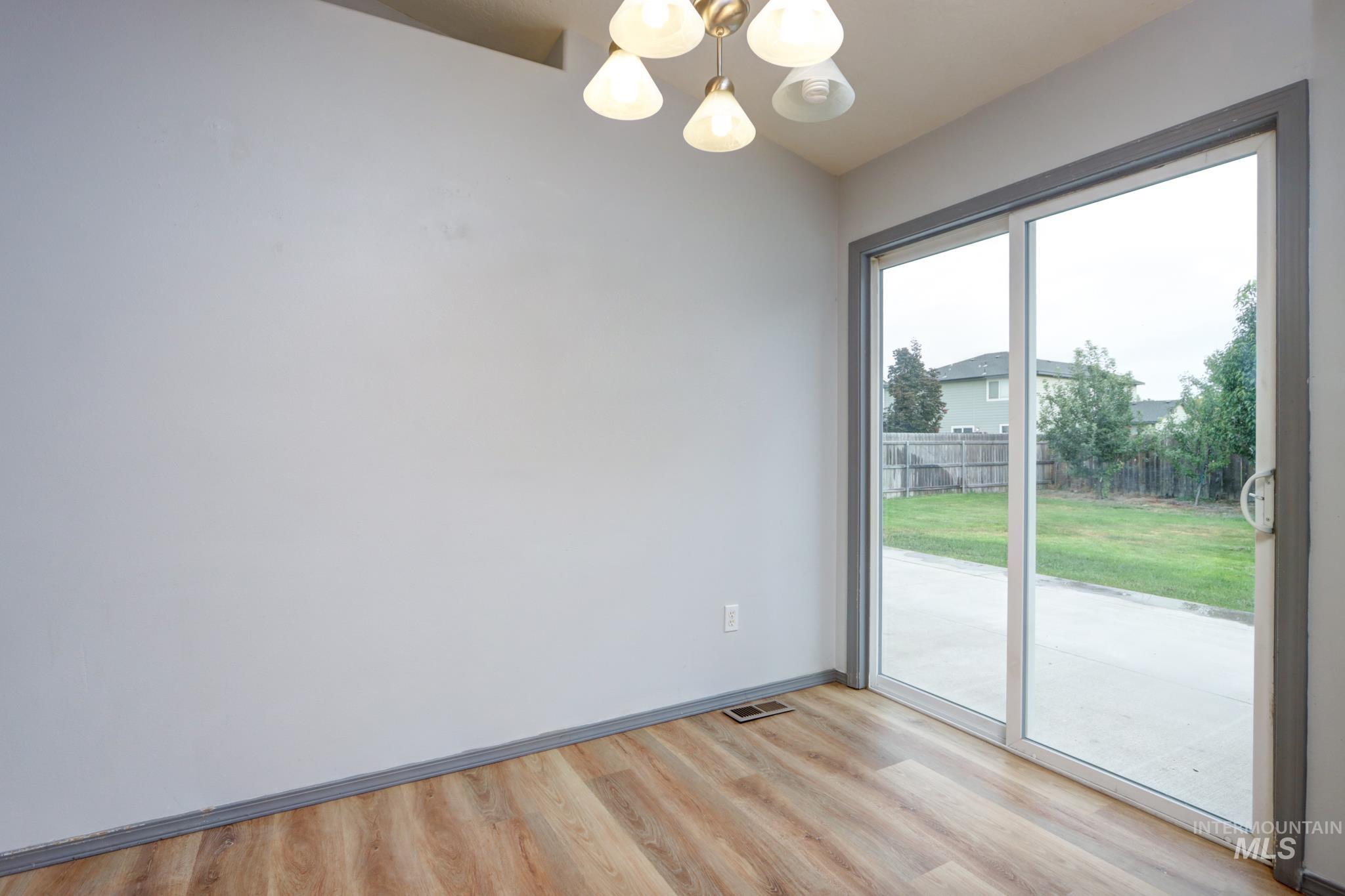 1434 Peregrine Drive Property Photo 12