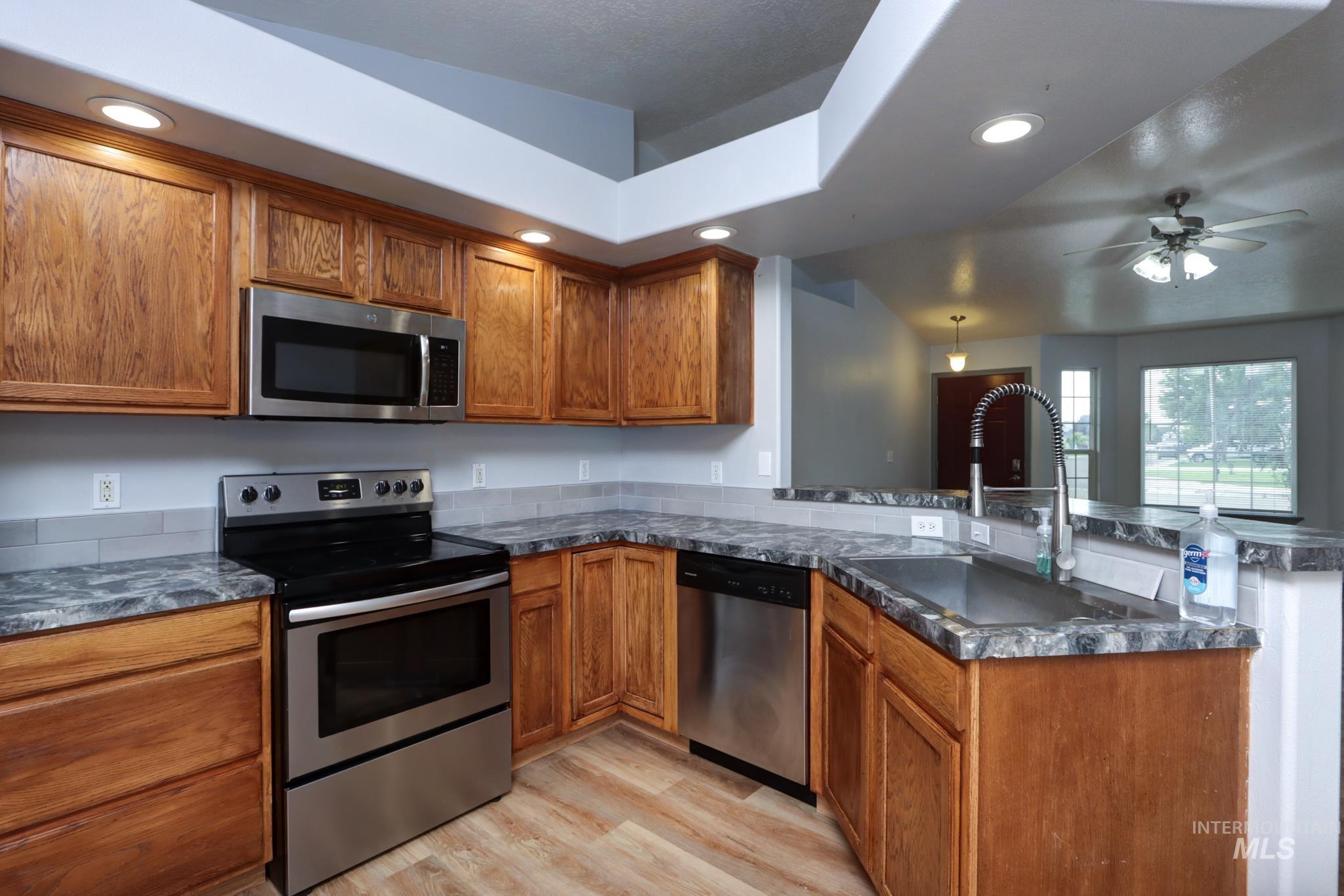 1434 Peregrine Drive Property Photo 14