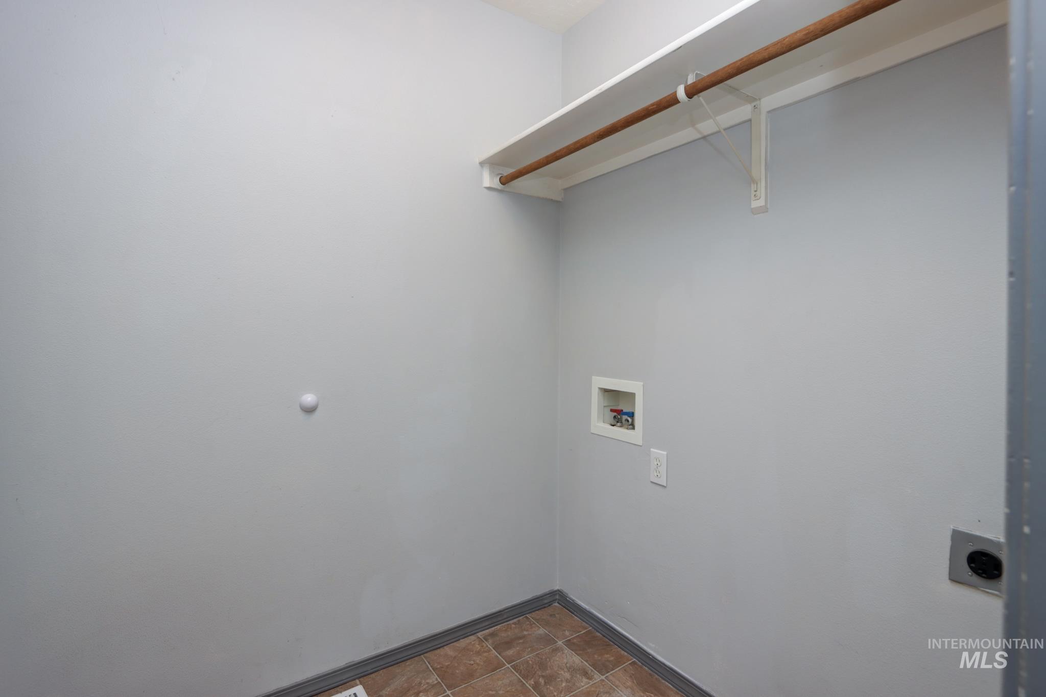 1434 Peregrine Drive Property Photo 18