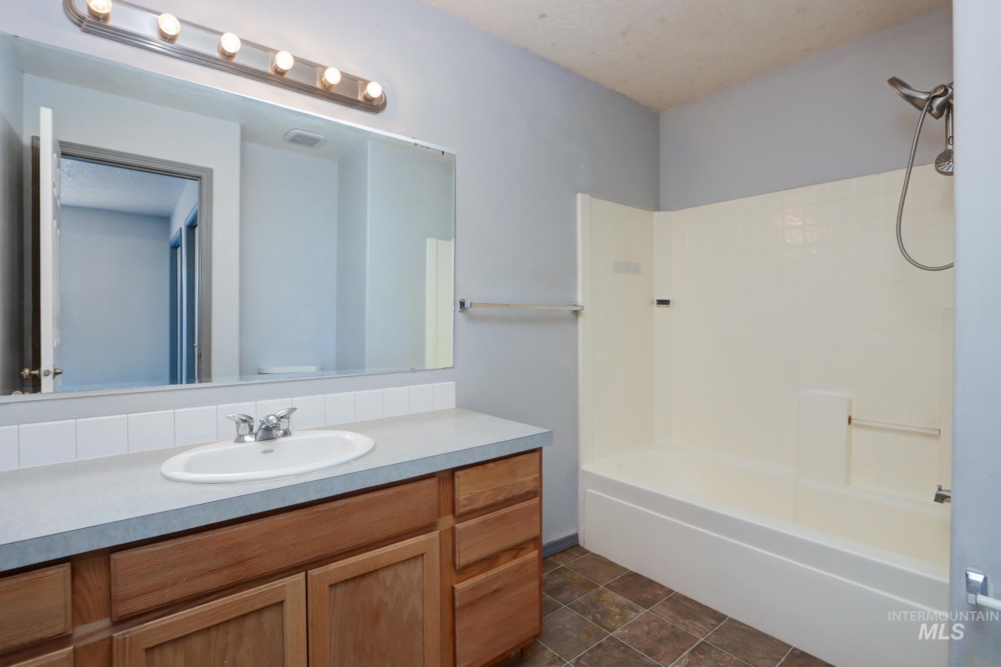1434 Peregrine Drive Property Photo 21