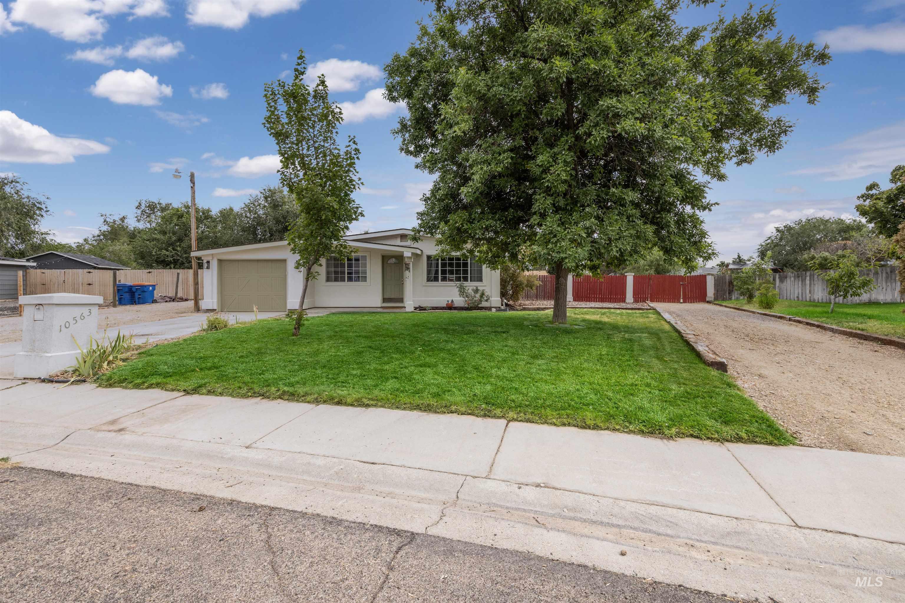 10563 W Silver Fox Dr Property Photo 12