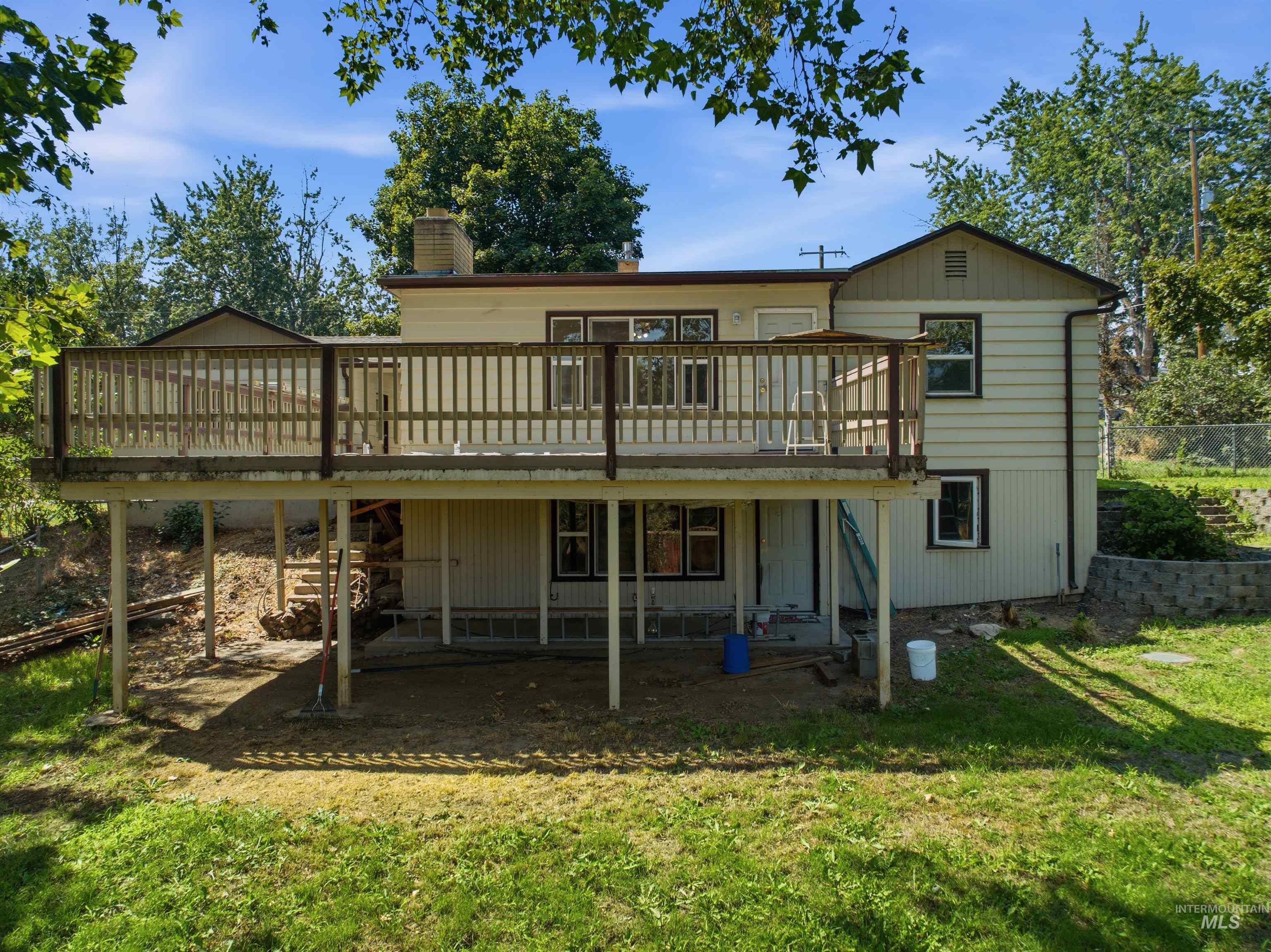 2123 Schaefer Property Photo 3