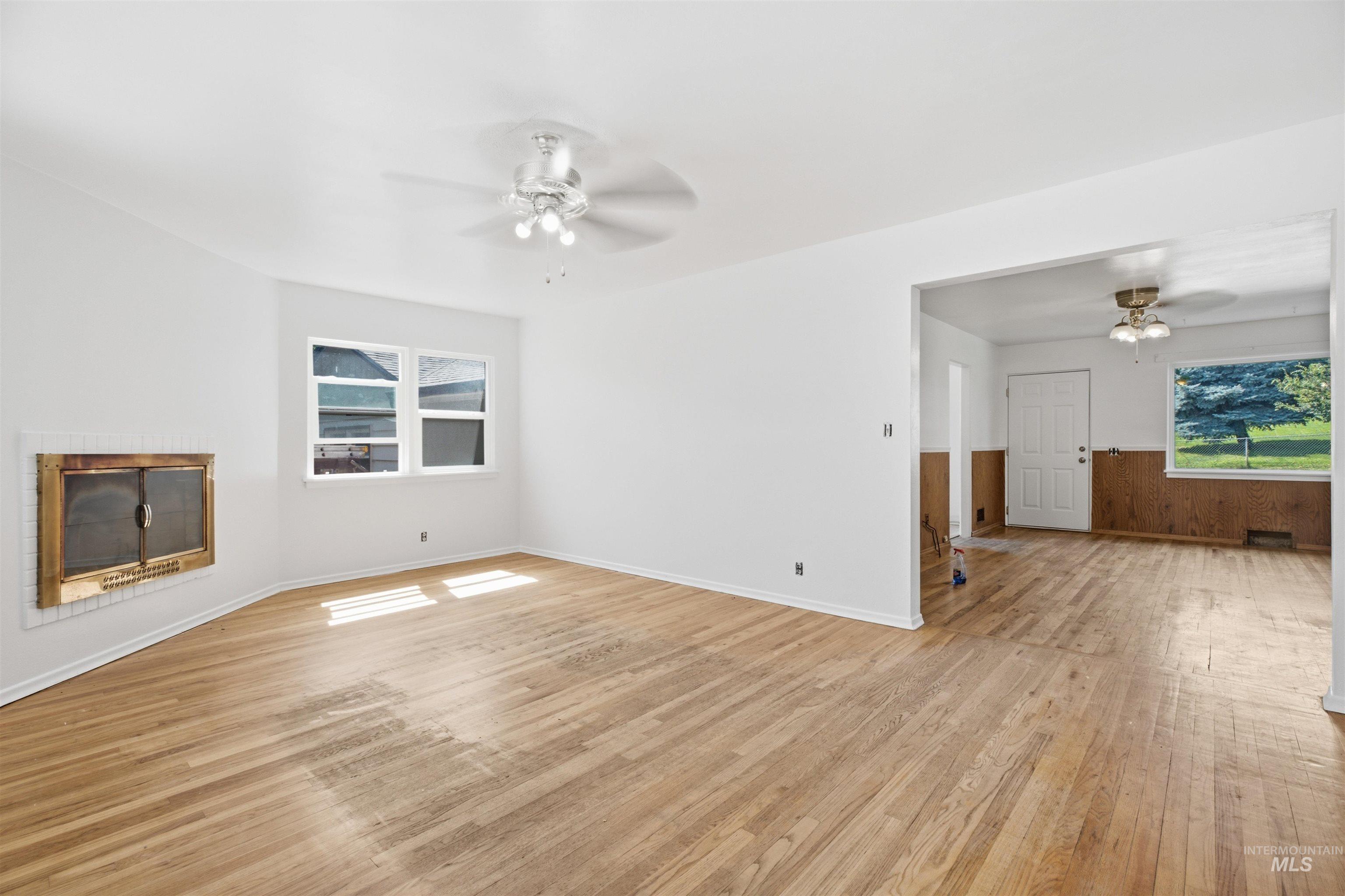 2123 Schaefer Property Photo 7