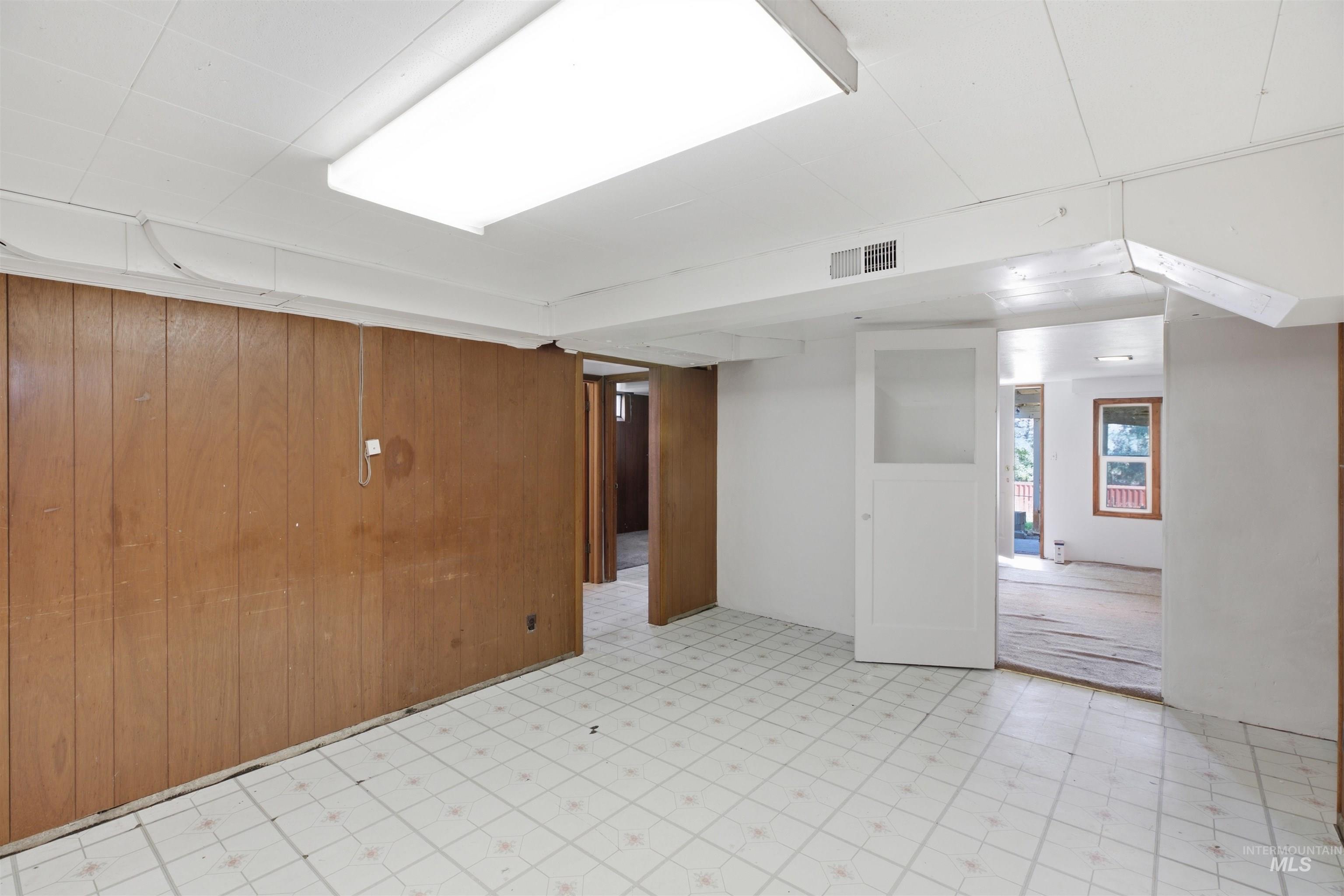 2123 Schaefer Property Photo 14