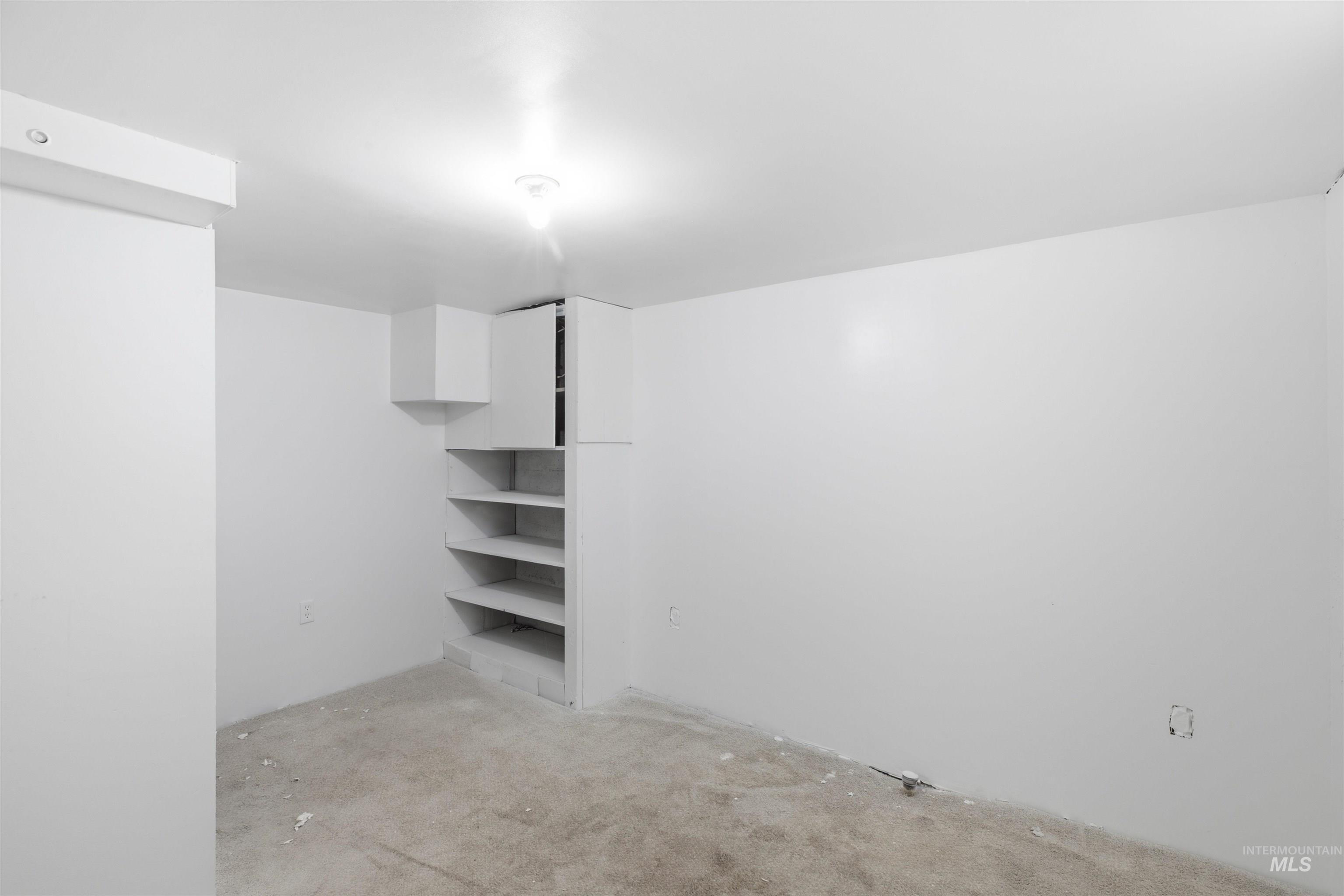 2123 Schaefer Property Photo 15