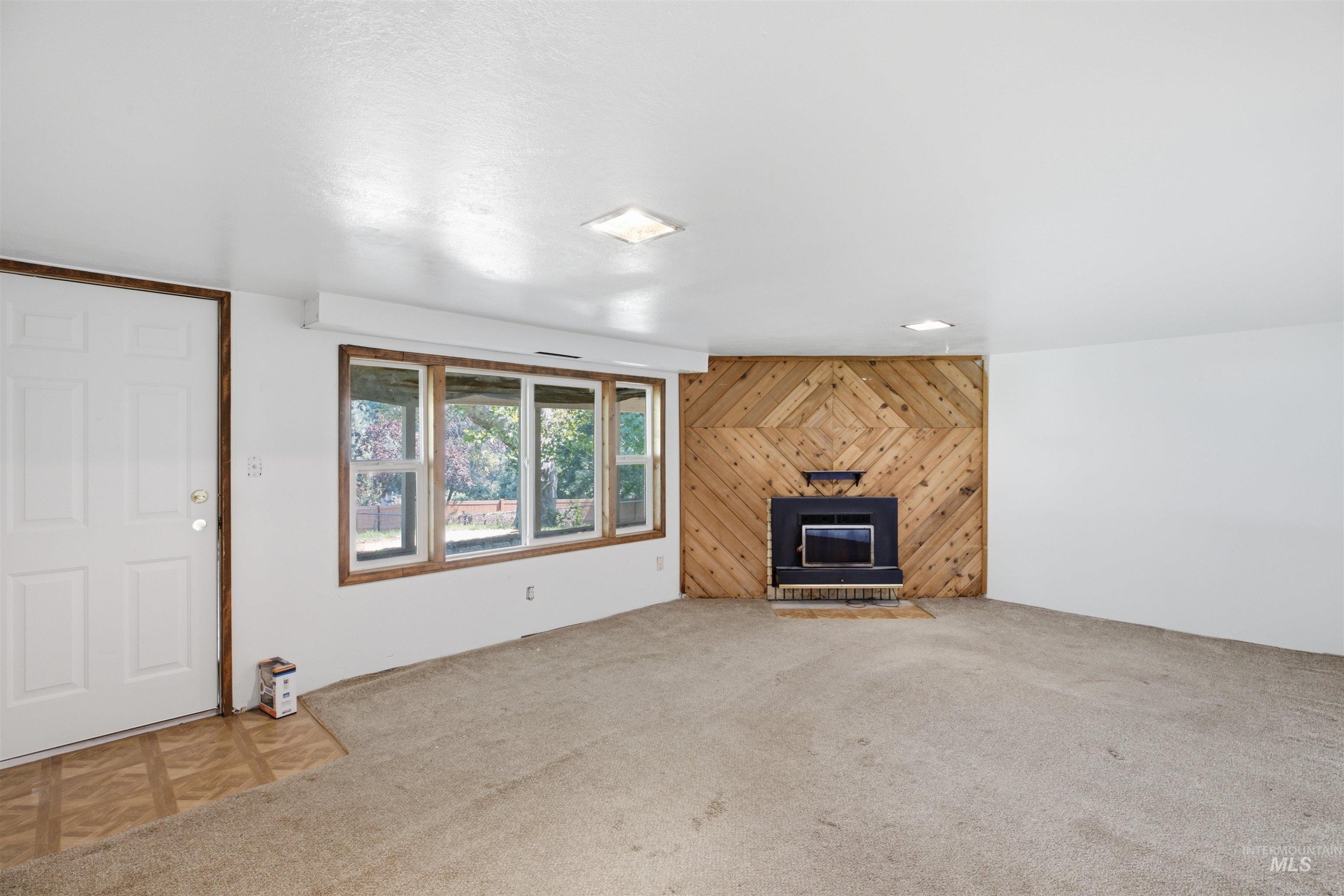 2123 Schaefer Property Photo 16