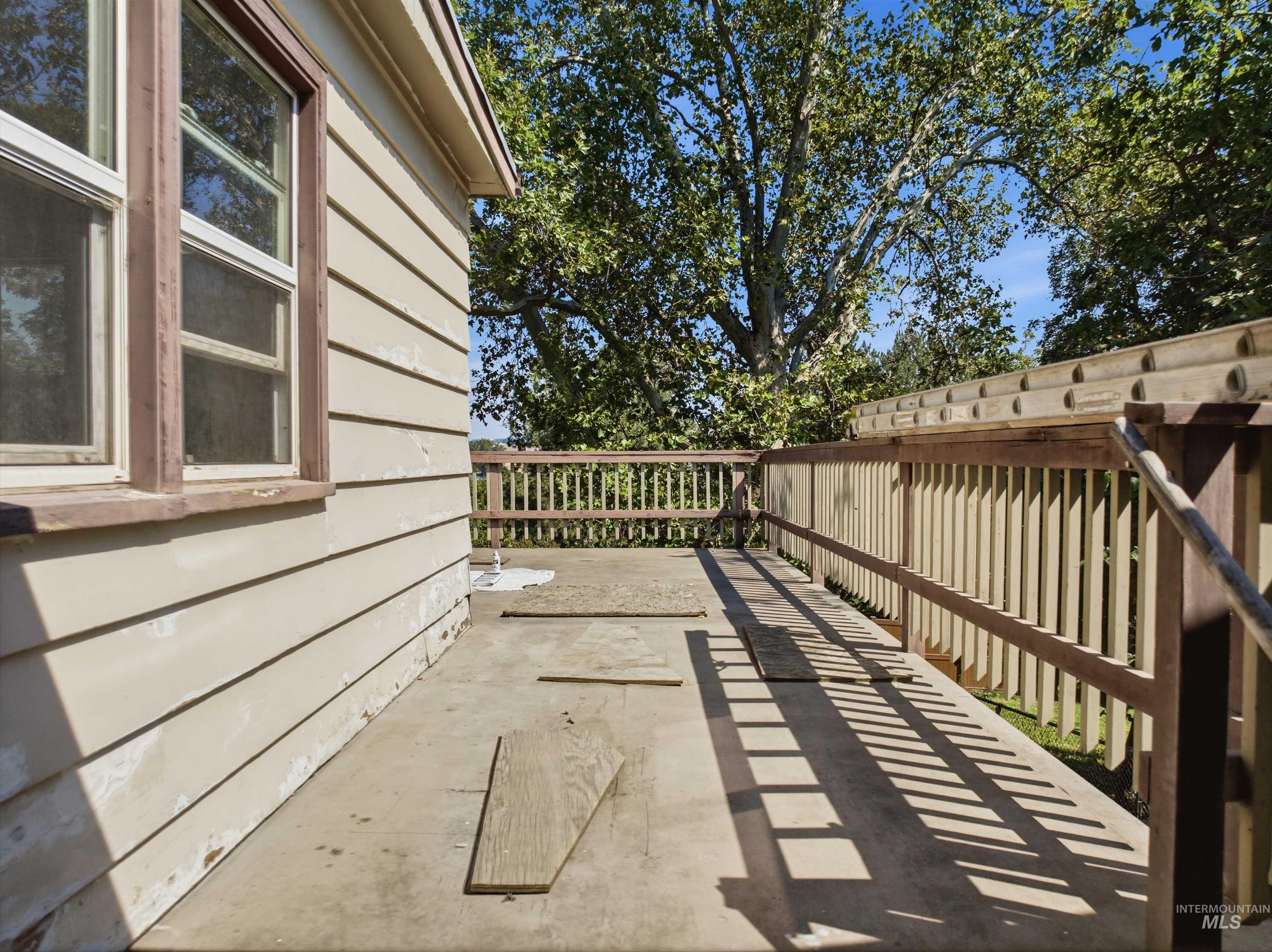 2123 Schaefer Property Photo 25