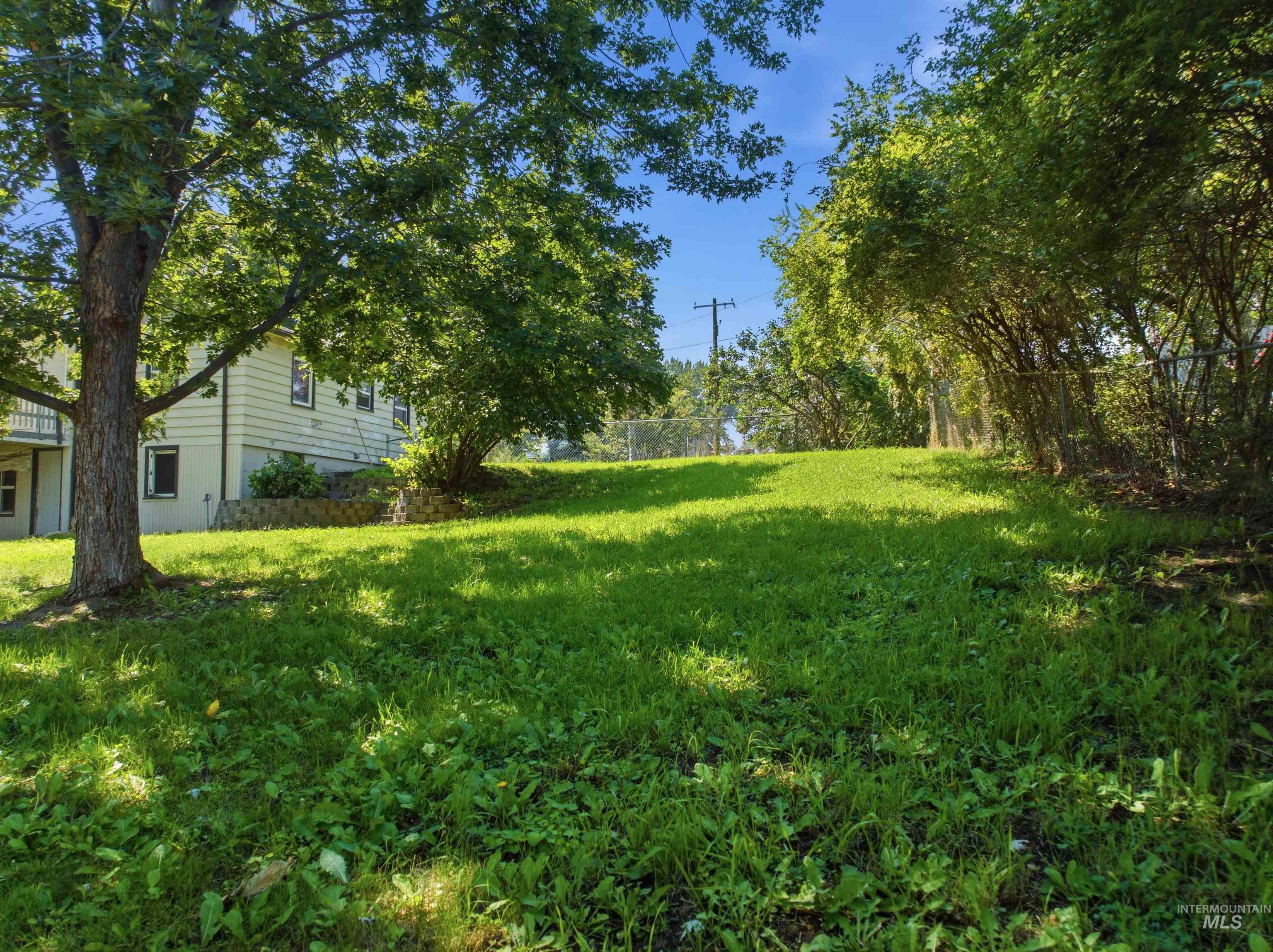 2123 Schaefer Property Photo 31