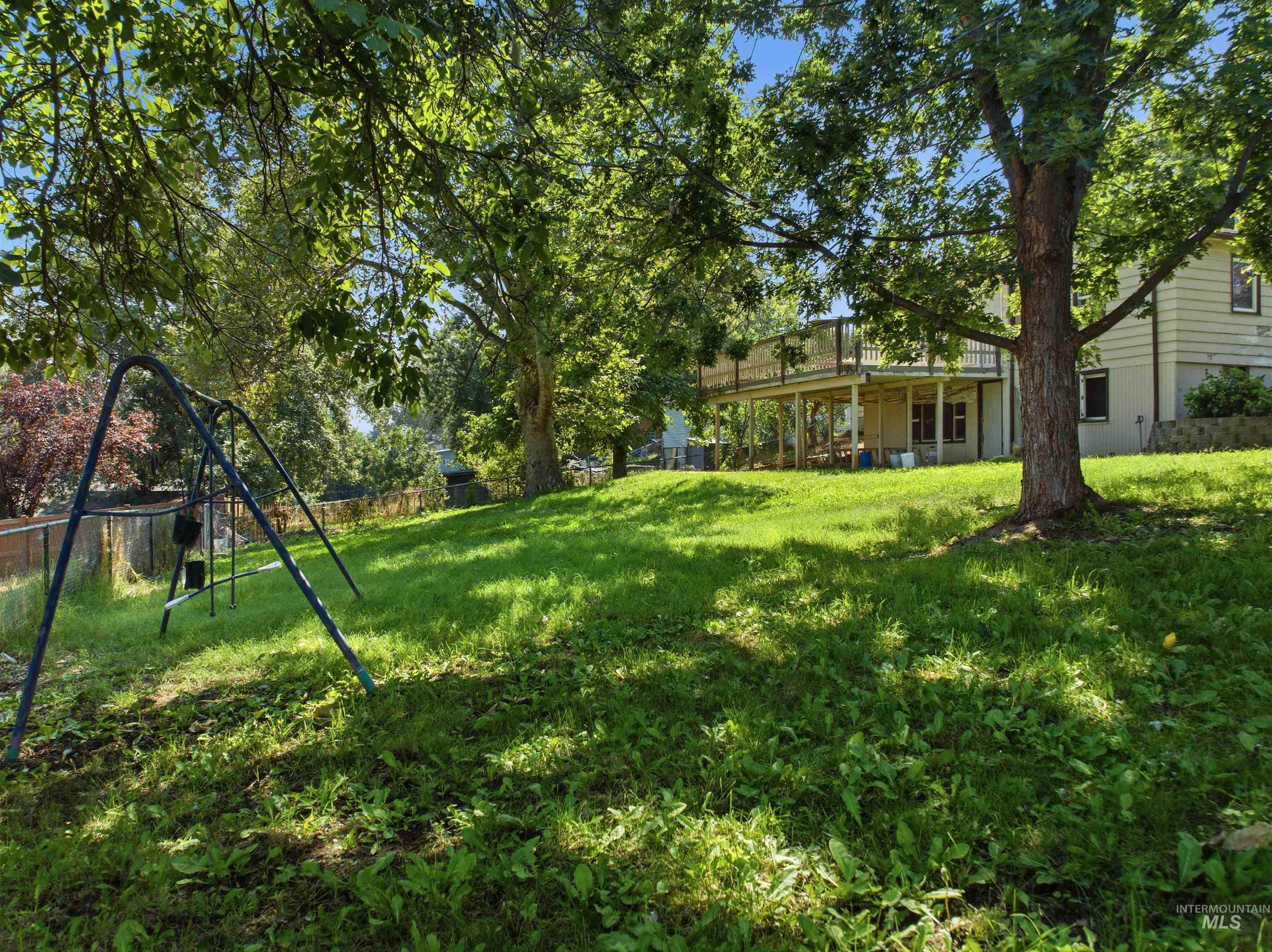 2123 Schaefer Property Photo 32