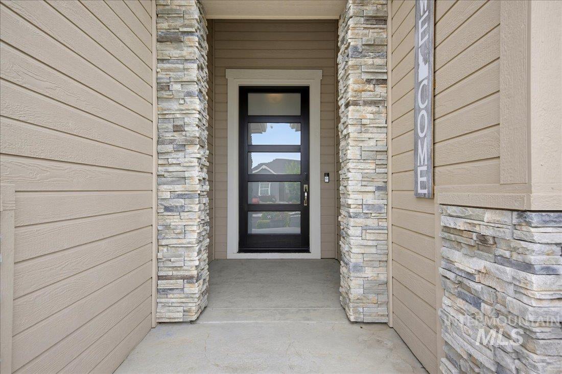 11555 W Pathview St Property Photo 5