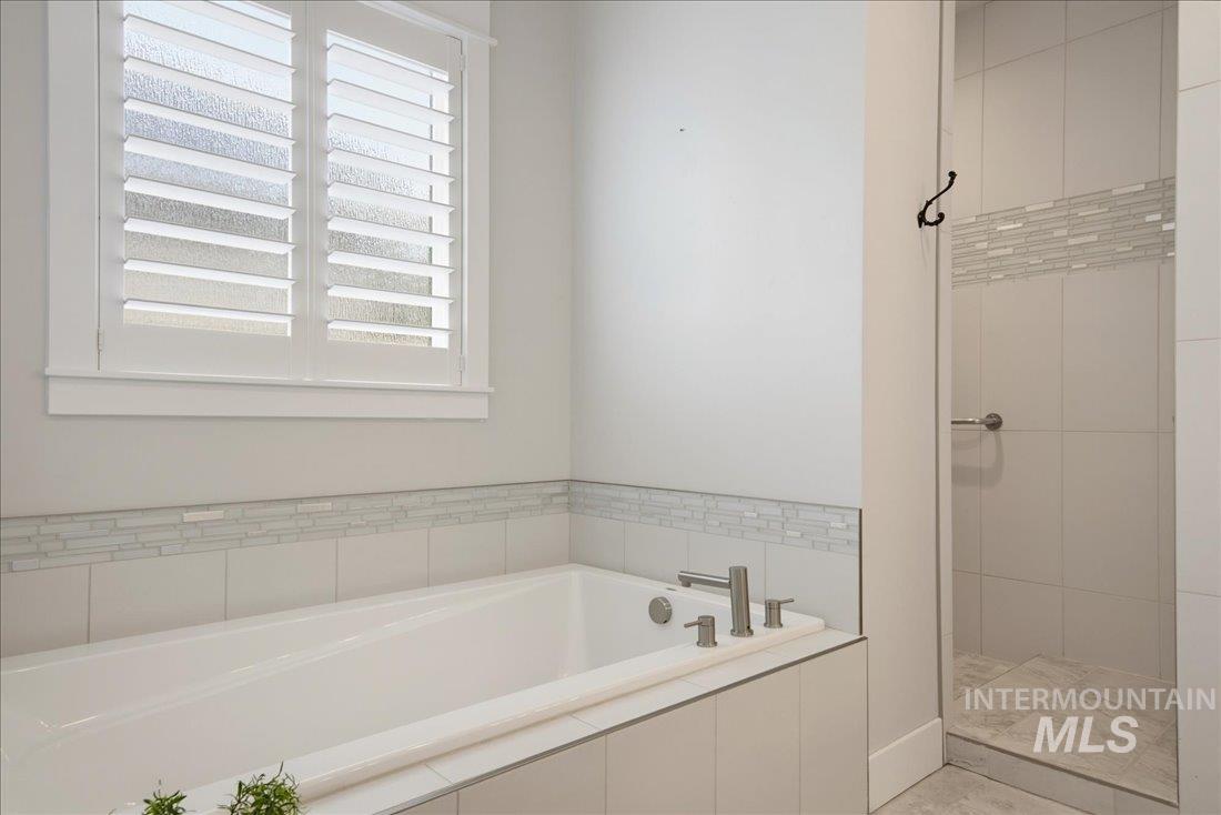 11555 W Pathview St Property Photo 32