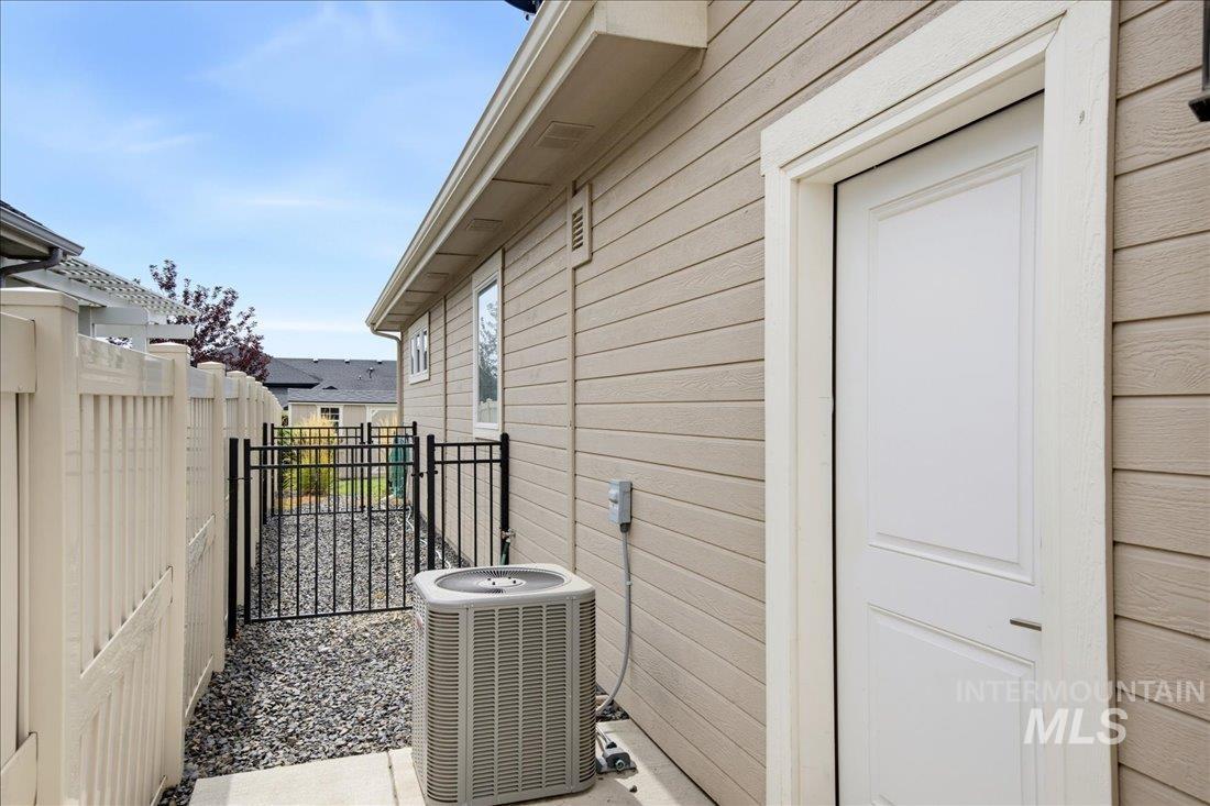 11555 W Pathview St Property Photo 37