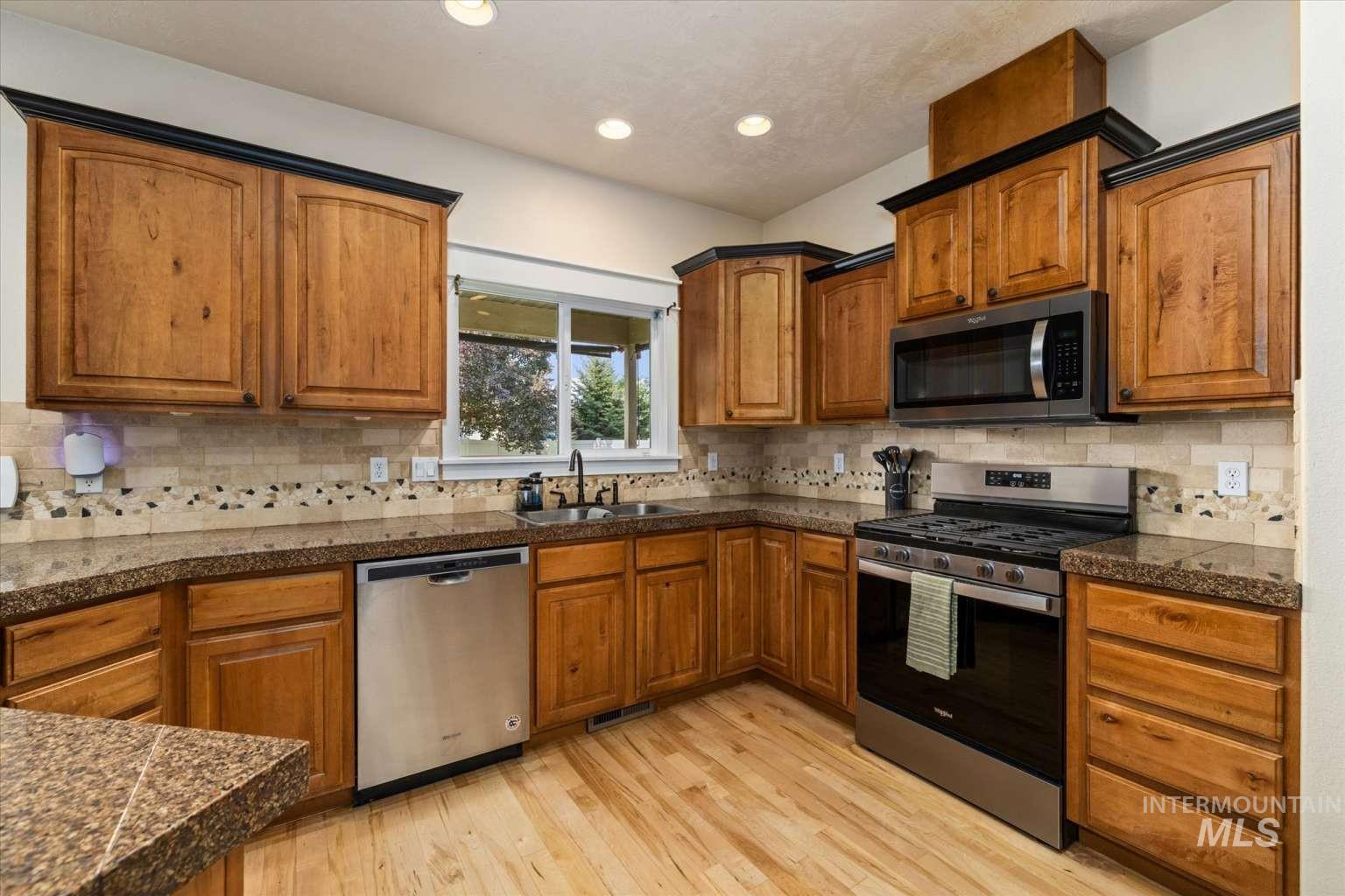 853 W Mountain Ash Loop Property Photo 15