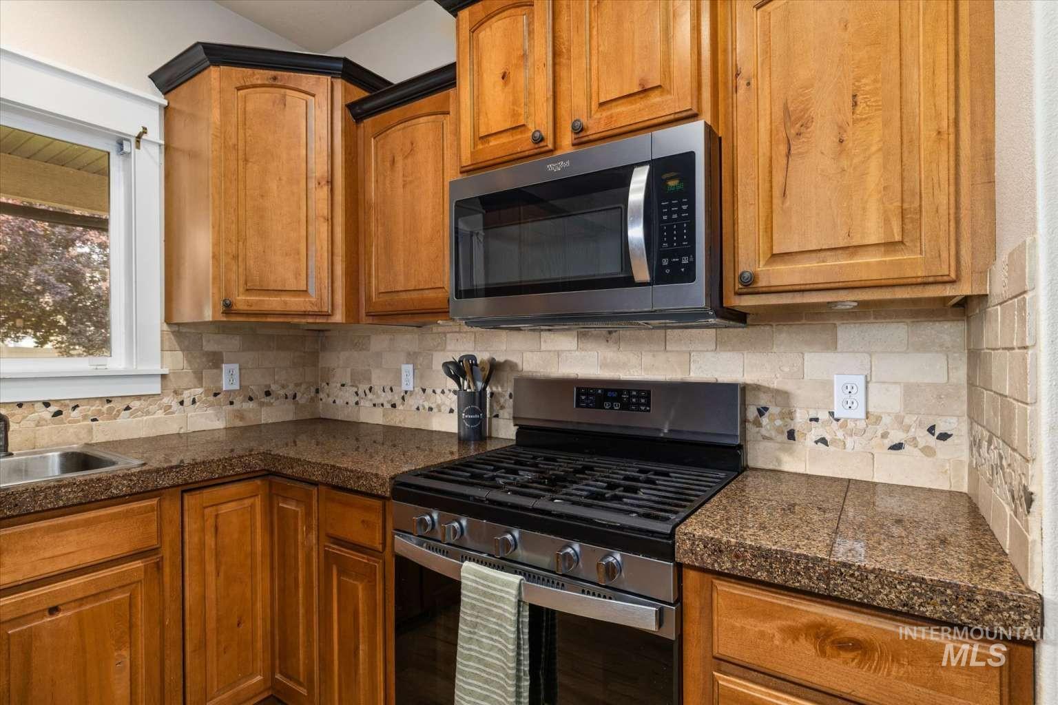 853 W Mountain Ash Loop Property Photo 16