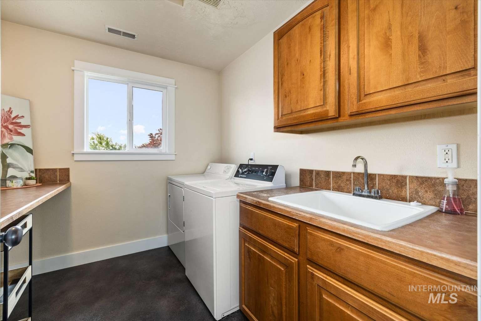 853 W Mountain Ash Loop Property Photo 32