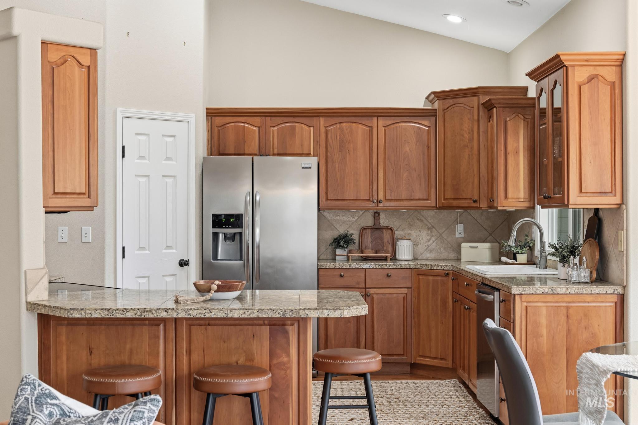 5856 N Brooklet Place Property Photo 16