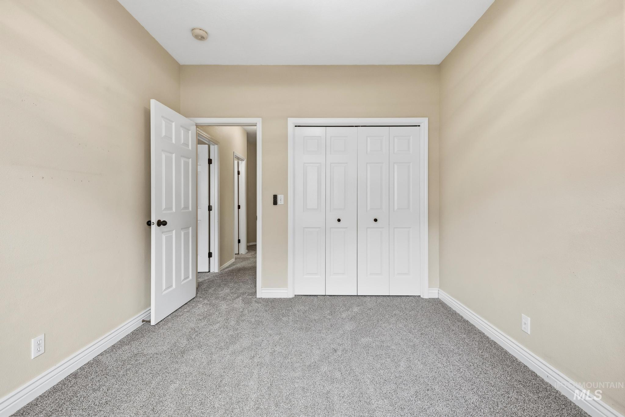5856 N Brooklet Place Property Photo 35