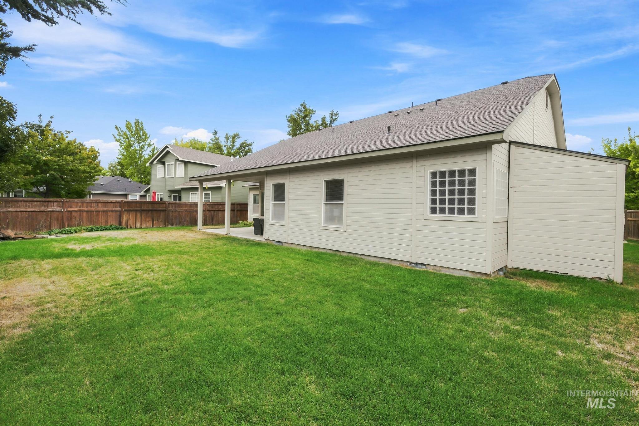 5856 N Brooklet Place Property Photo 41