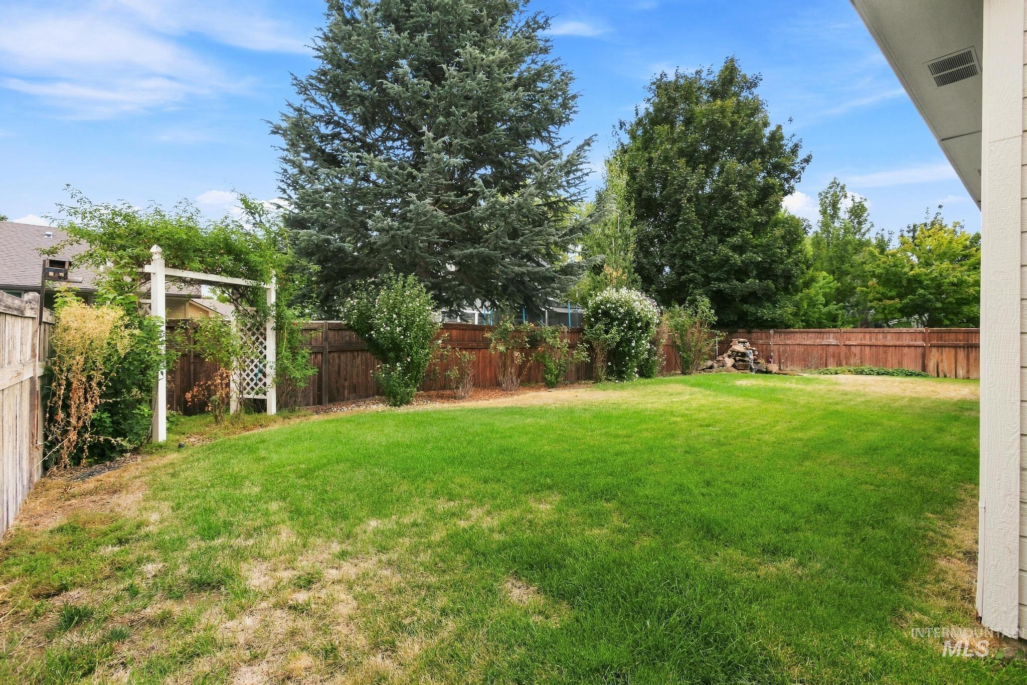 5856 N Brooklet Place Property Photo 42