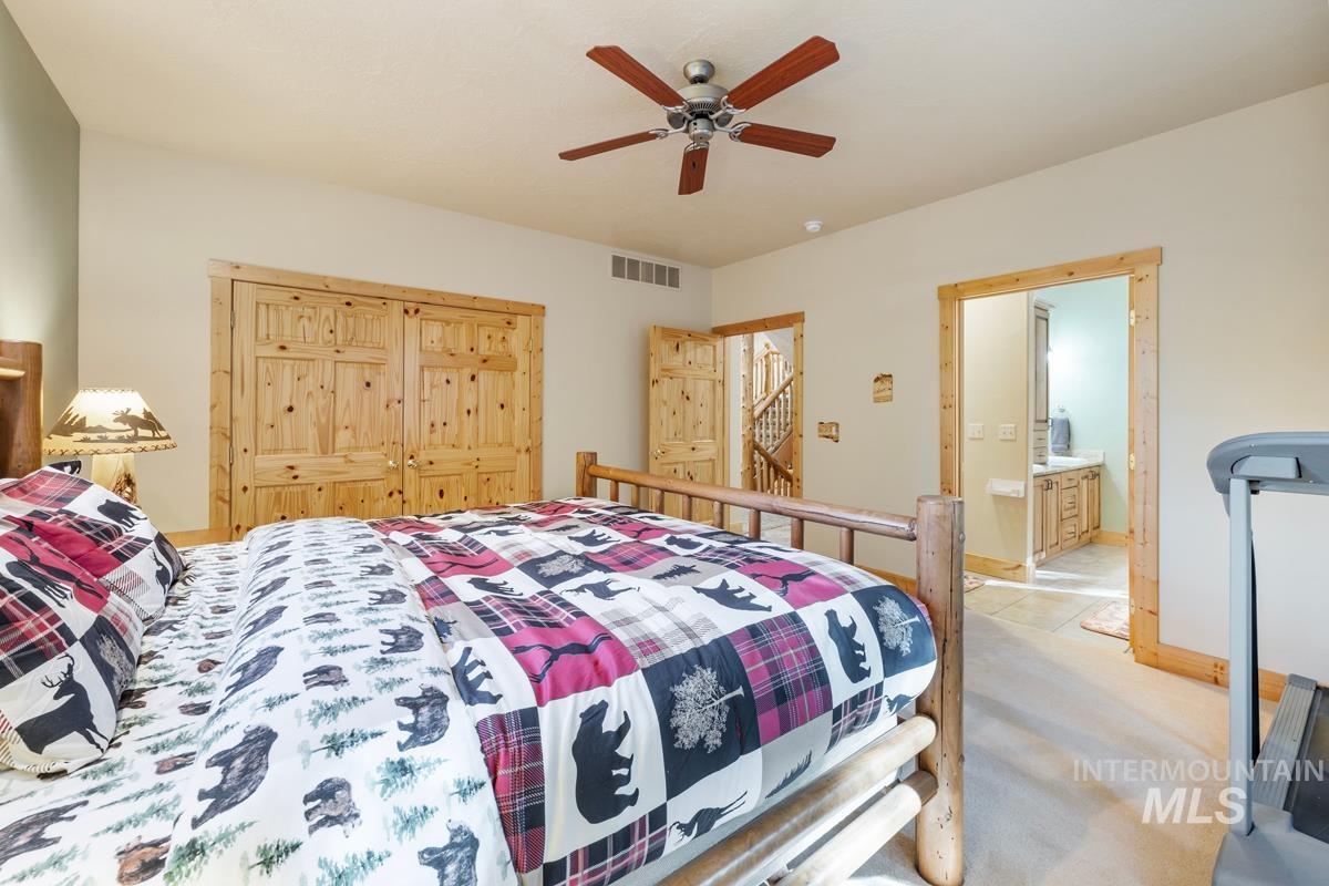 23 Landale Lane Property Photo 6