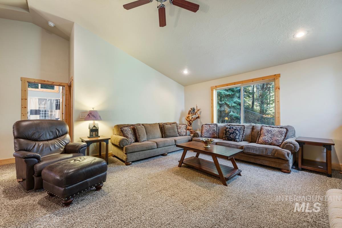 23 Landale Lane Property Photo 17
