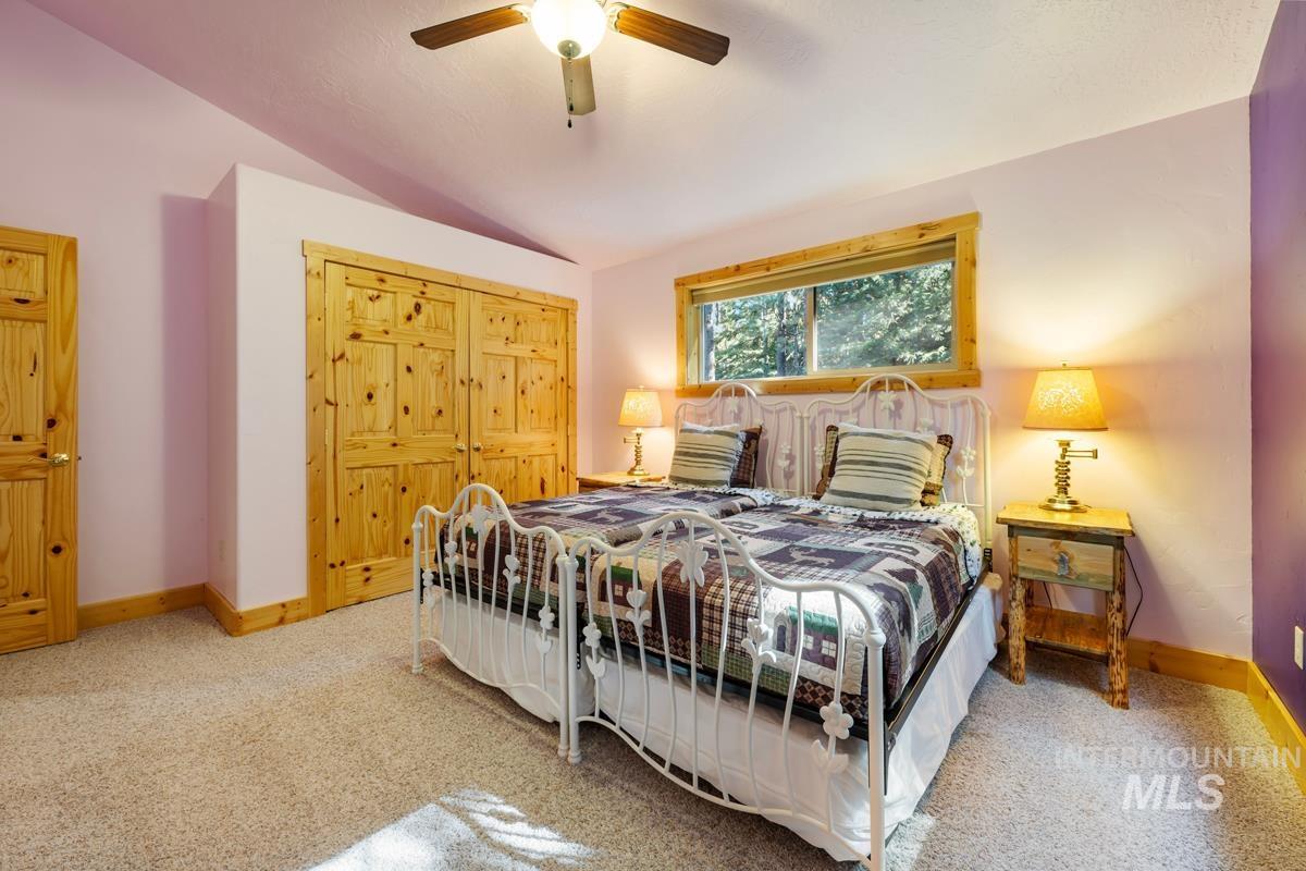 23 Landale Lane Property Photo 18