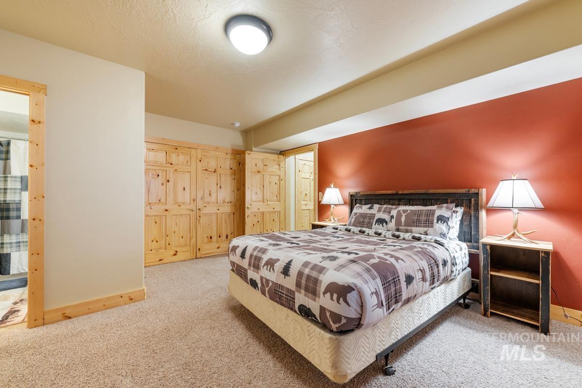 23 Landale Lane Property Photo 22