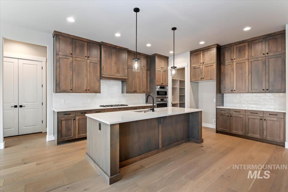 11860 S Besra Ln. Property Photo 8