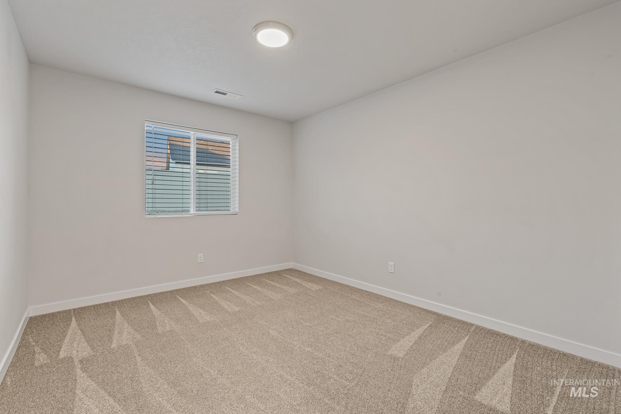5892 S Nordean Ave Property Photo 17