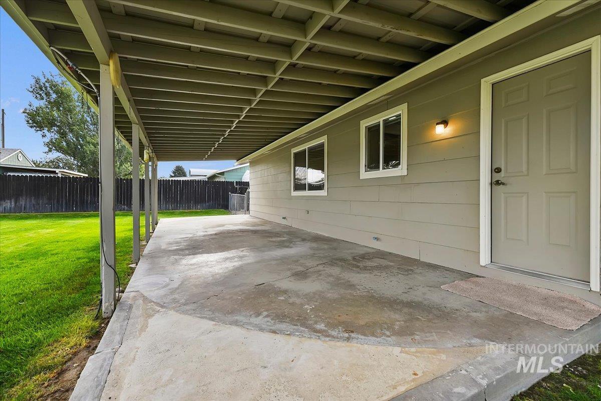 5022 Lasher Lane Property Photo 20