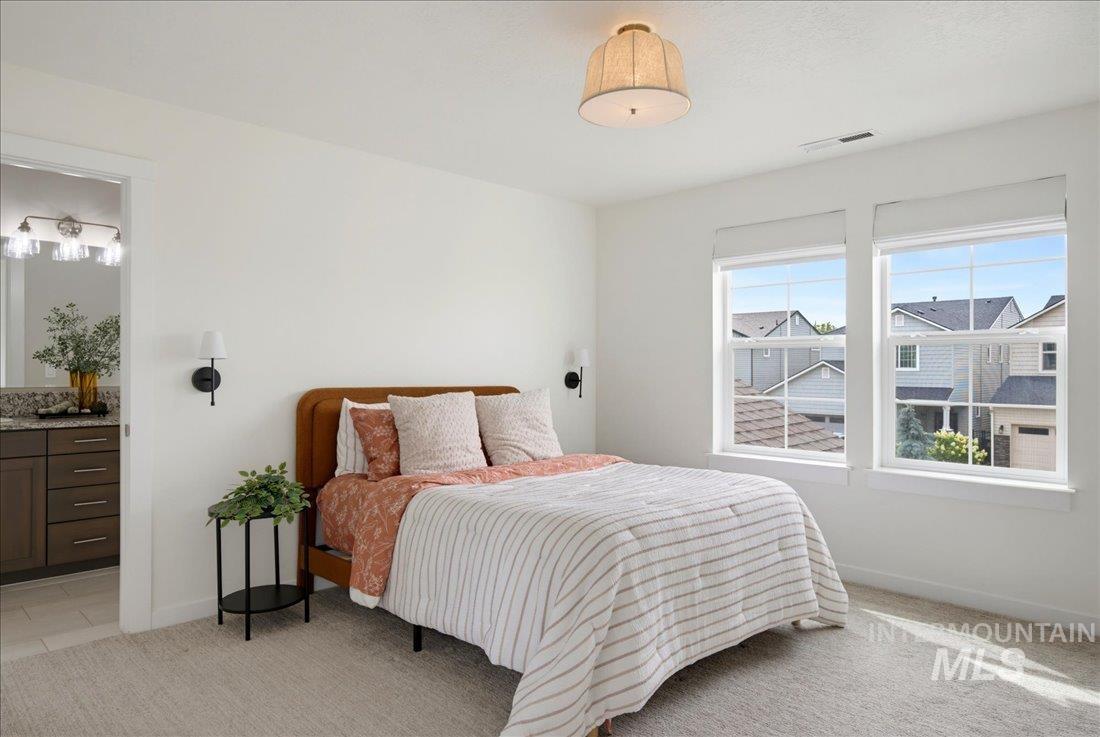 2348 E Tiger Lily Dr Property Photo 15