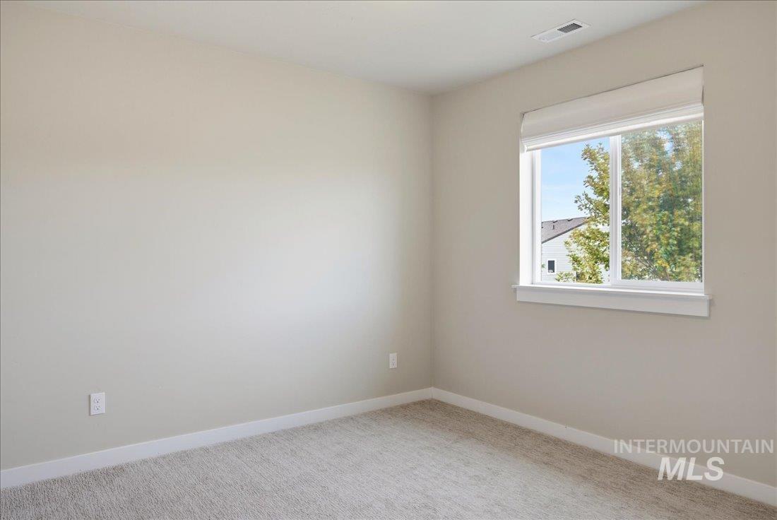 2348 E Tiger Lily Dr Property Photo 27