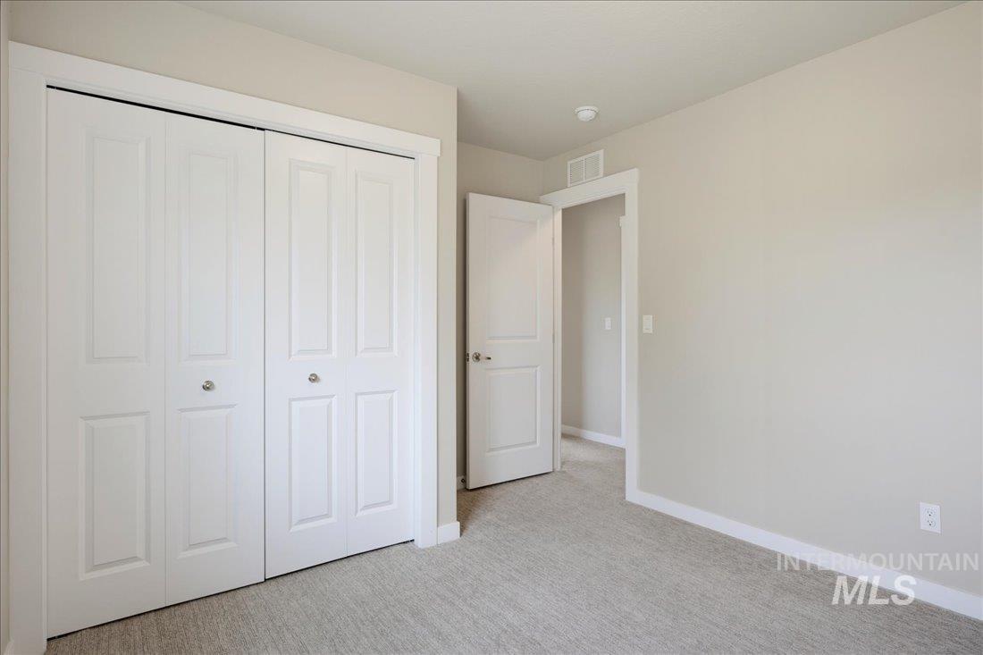 2348 E Tiger Lily Dr Property Photo 28