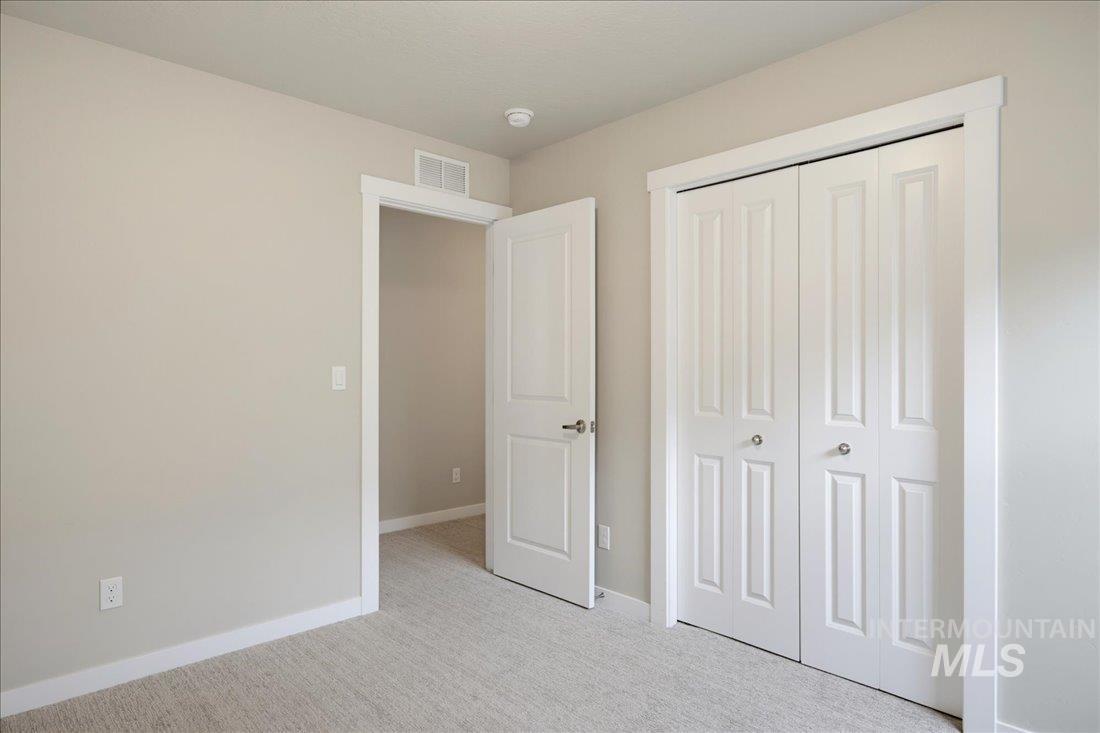 2348 E Tiger Lily Dr Property Photo 32