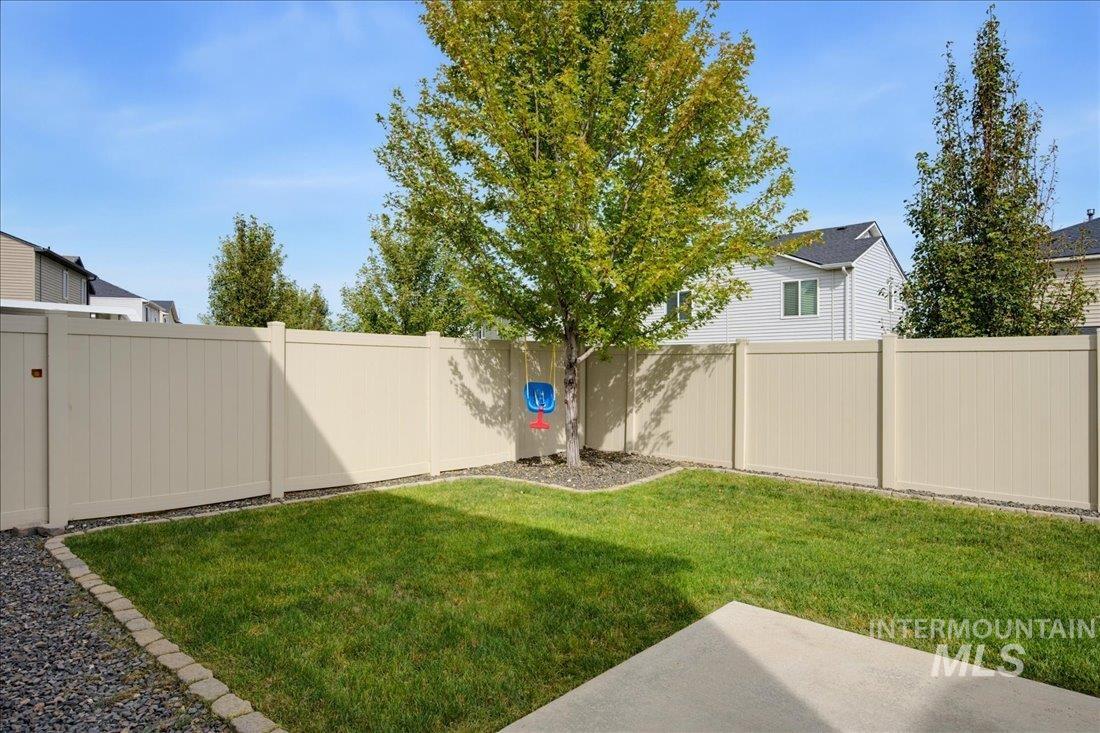 2348 E Tiger Lily Dr Property Photo 33