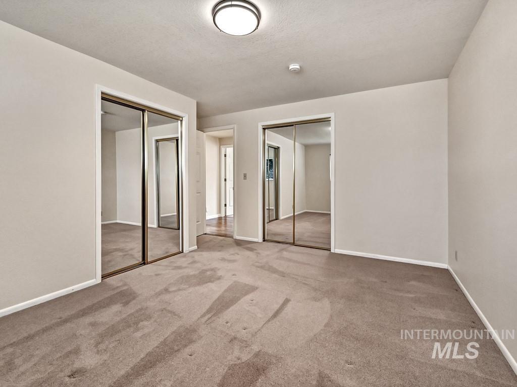 1945 S Mayflower Property Photo 25