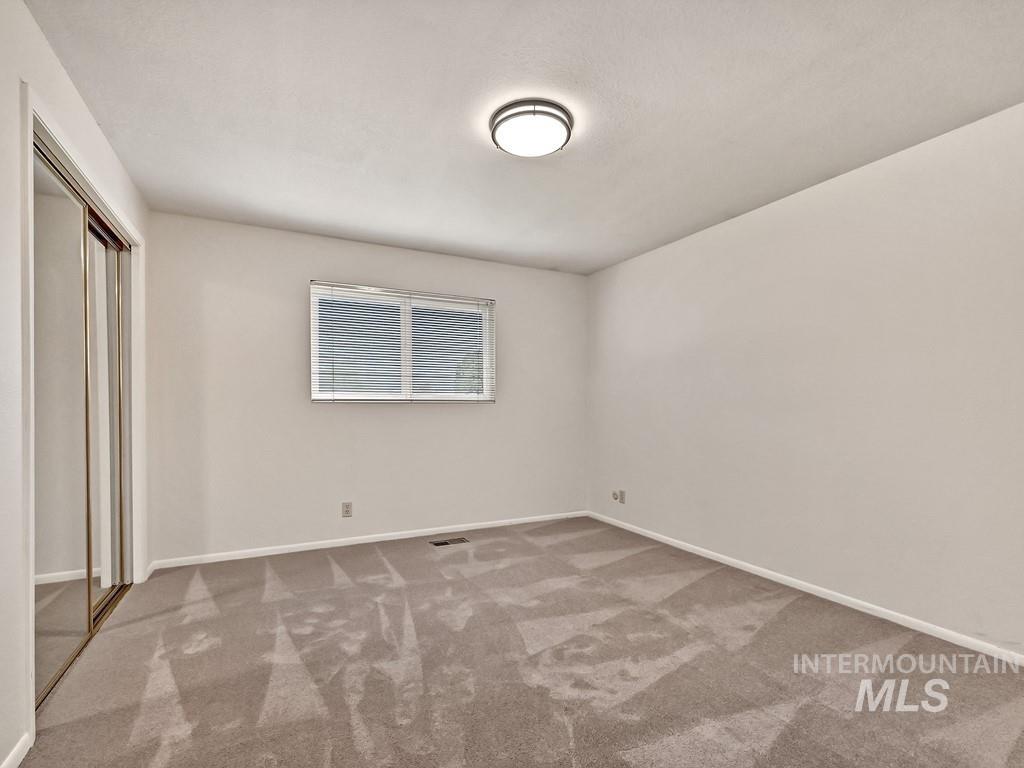 1945 S Mayflower Property Photo 27