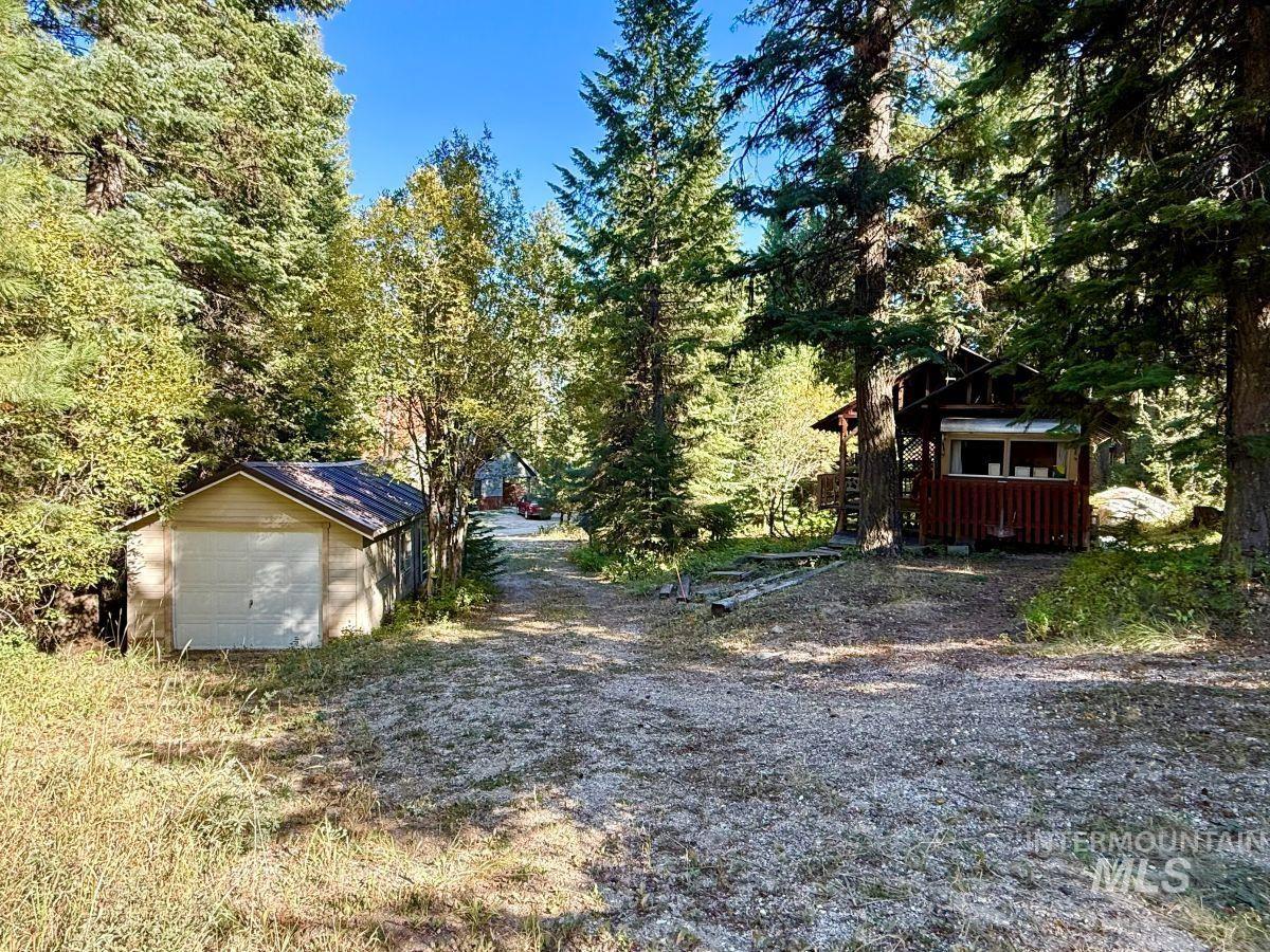 427 Doriann Drive Property Photo 1