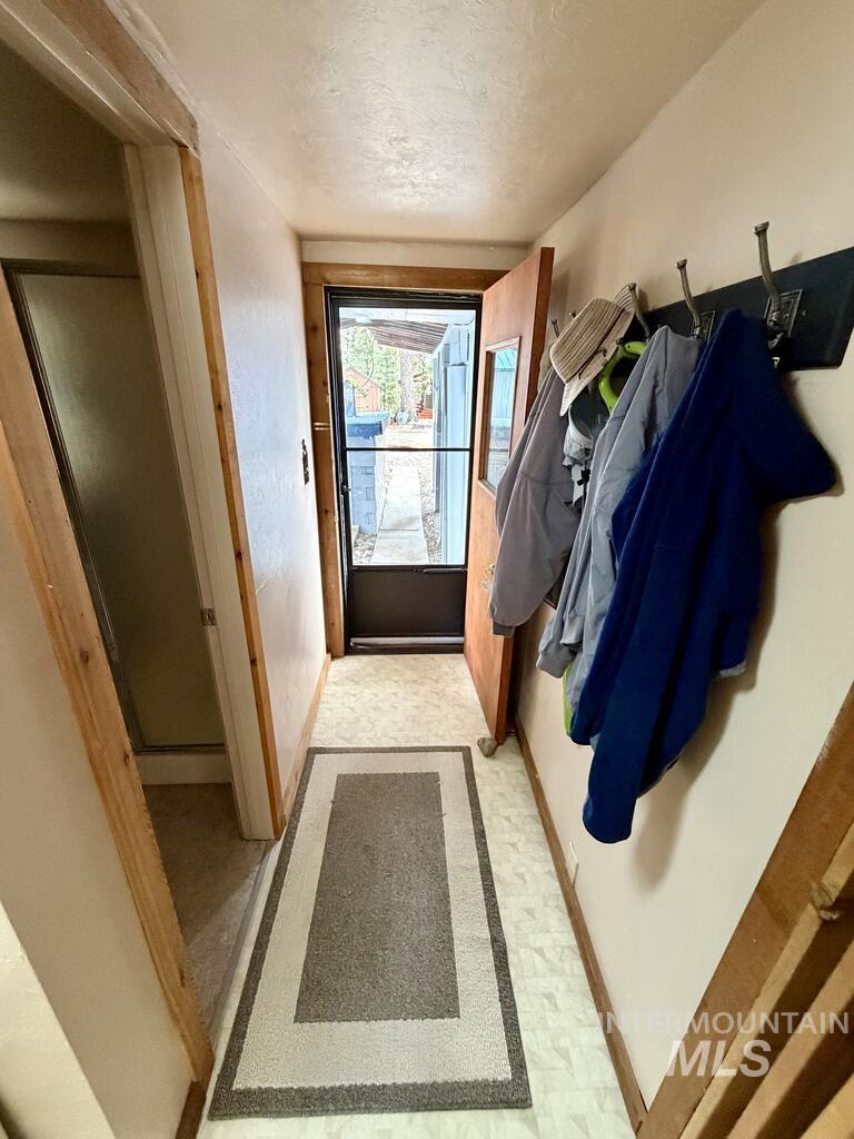 1912 Pilgrim Cove Road Property Photo 16
