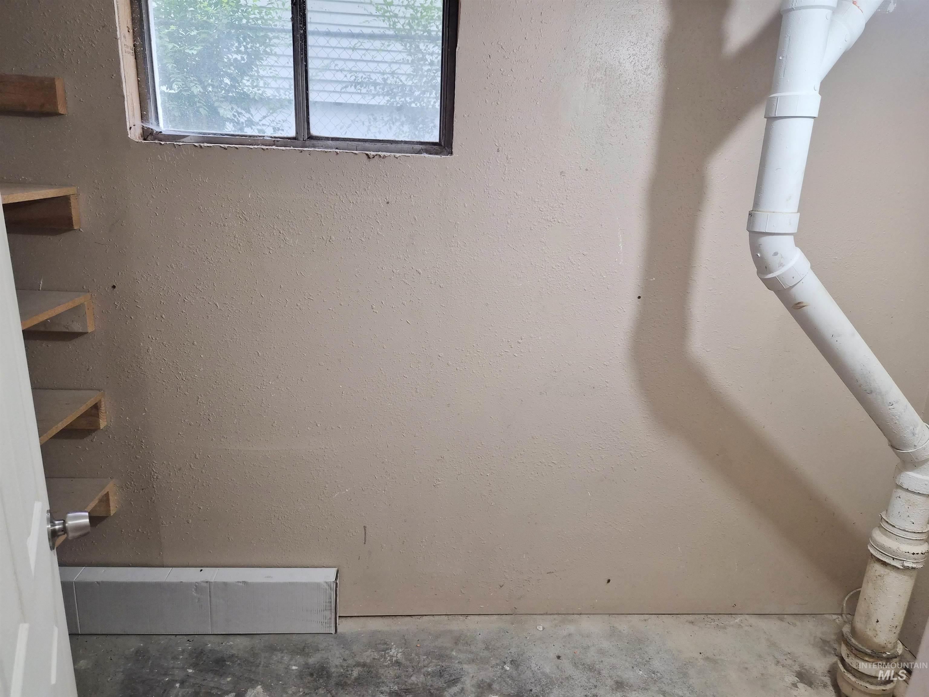 1147 N Hayes Property Photo 22