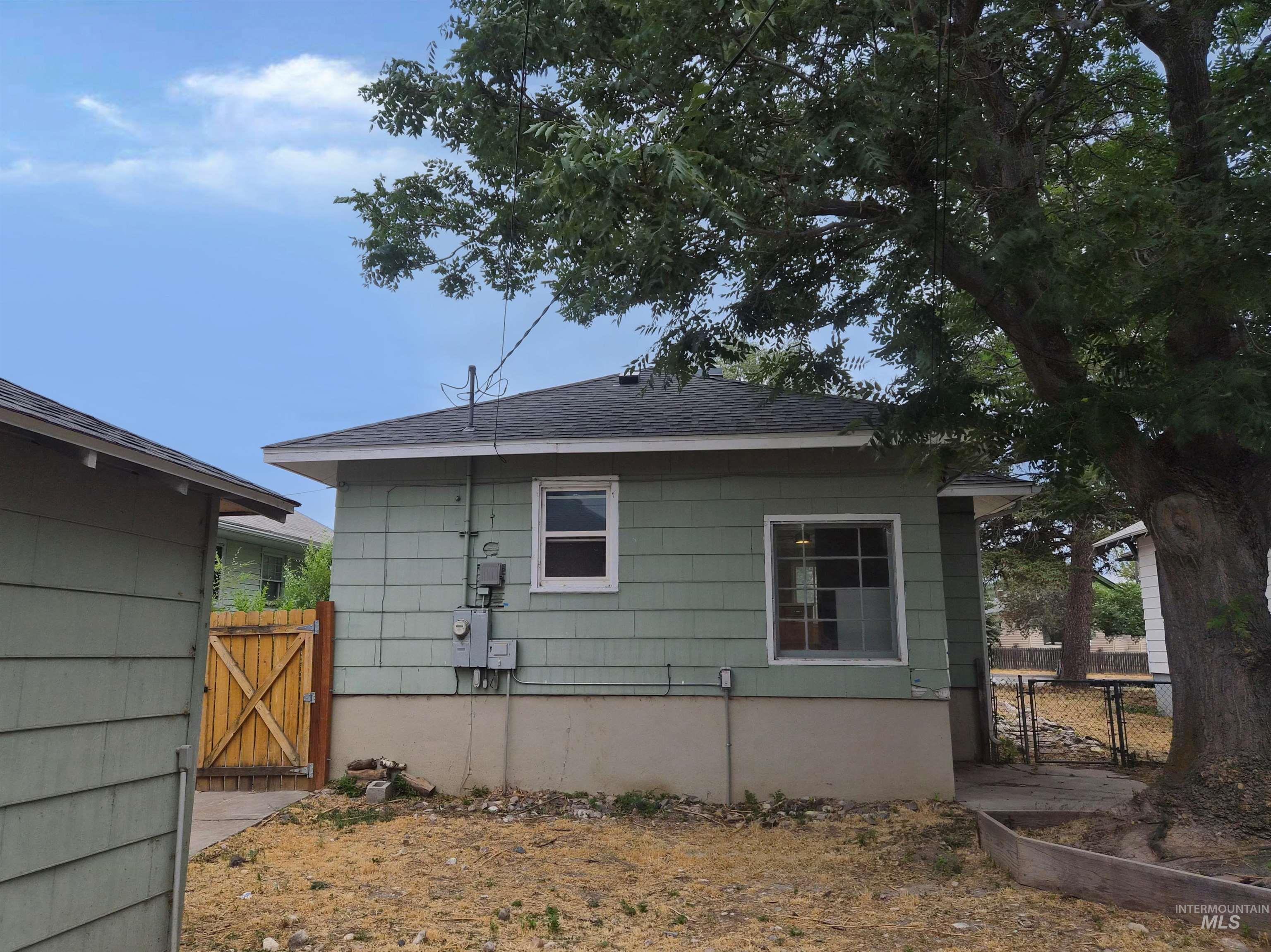 1147 N Hayes Property Photo 26