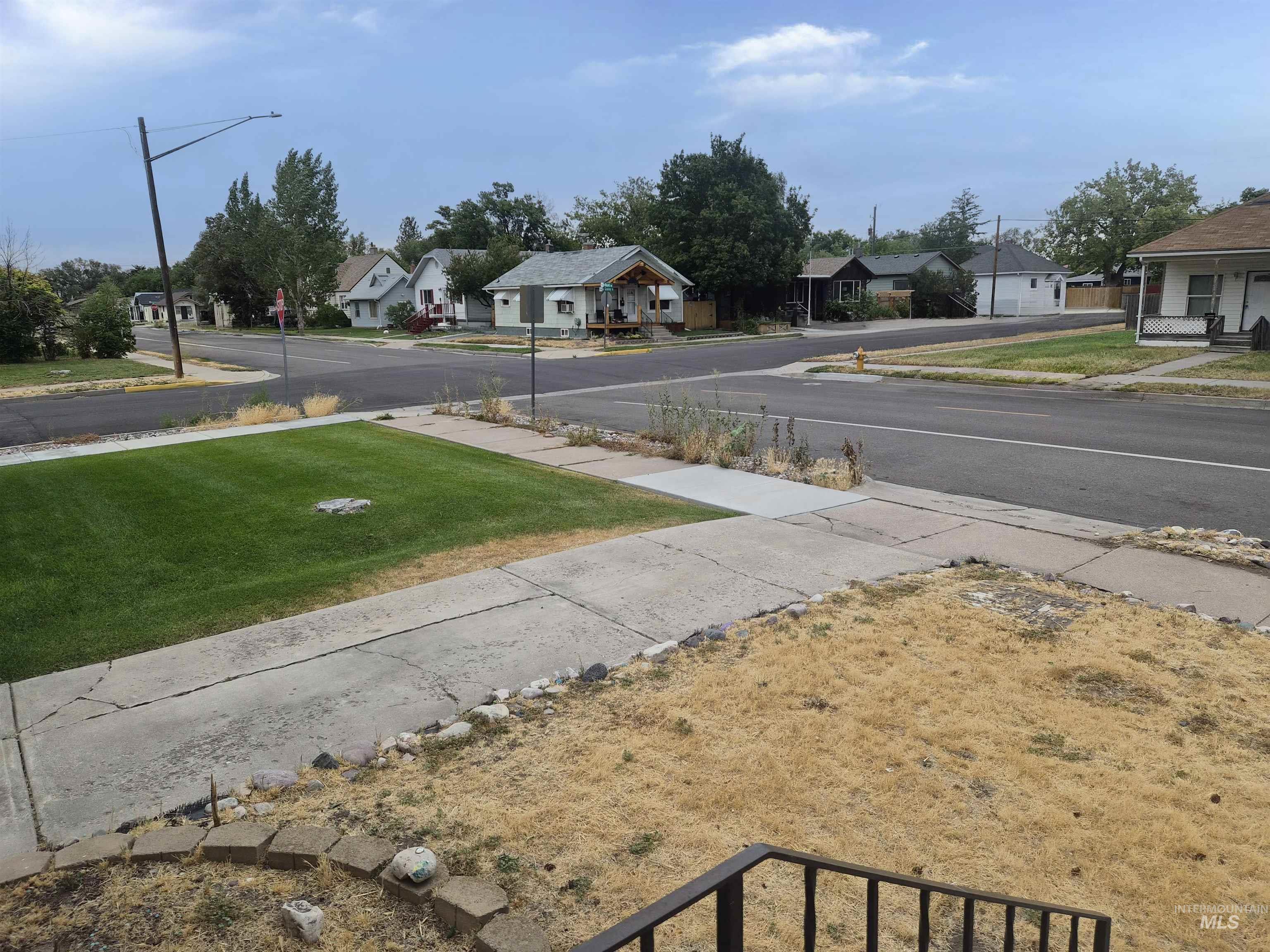 1147 N Hayes Property Photo 30